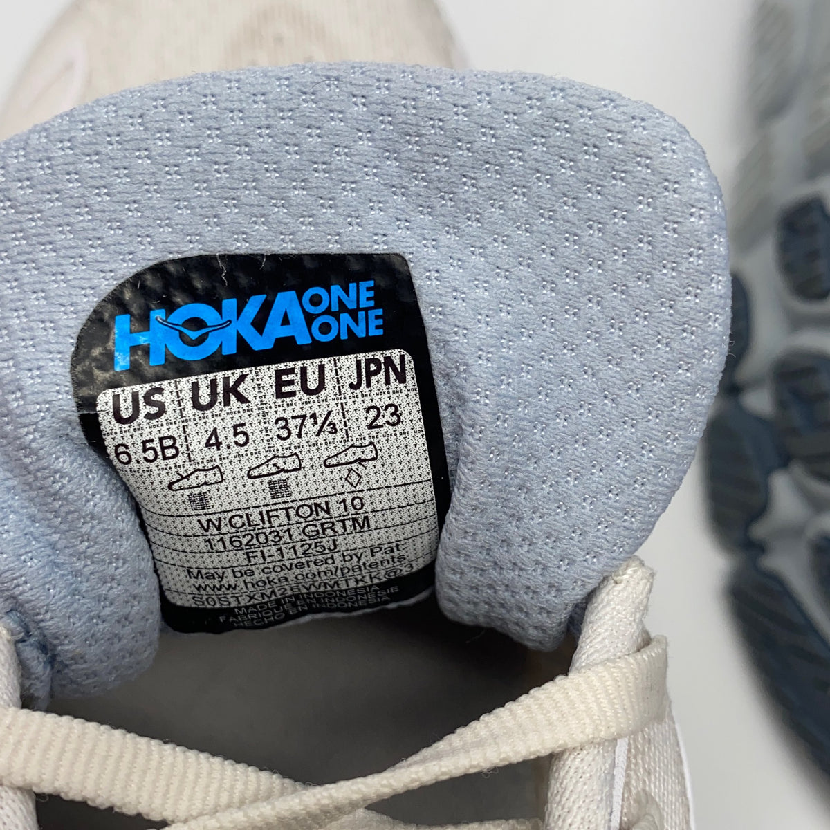 Serial #/Tag-UNT873512T0W