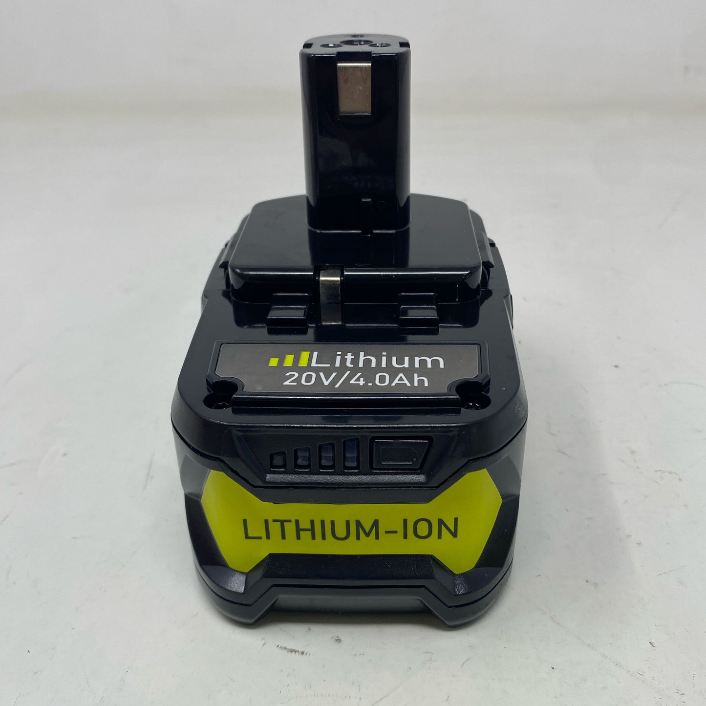 Right-UNT964889A01