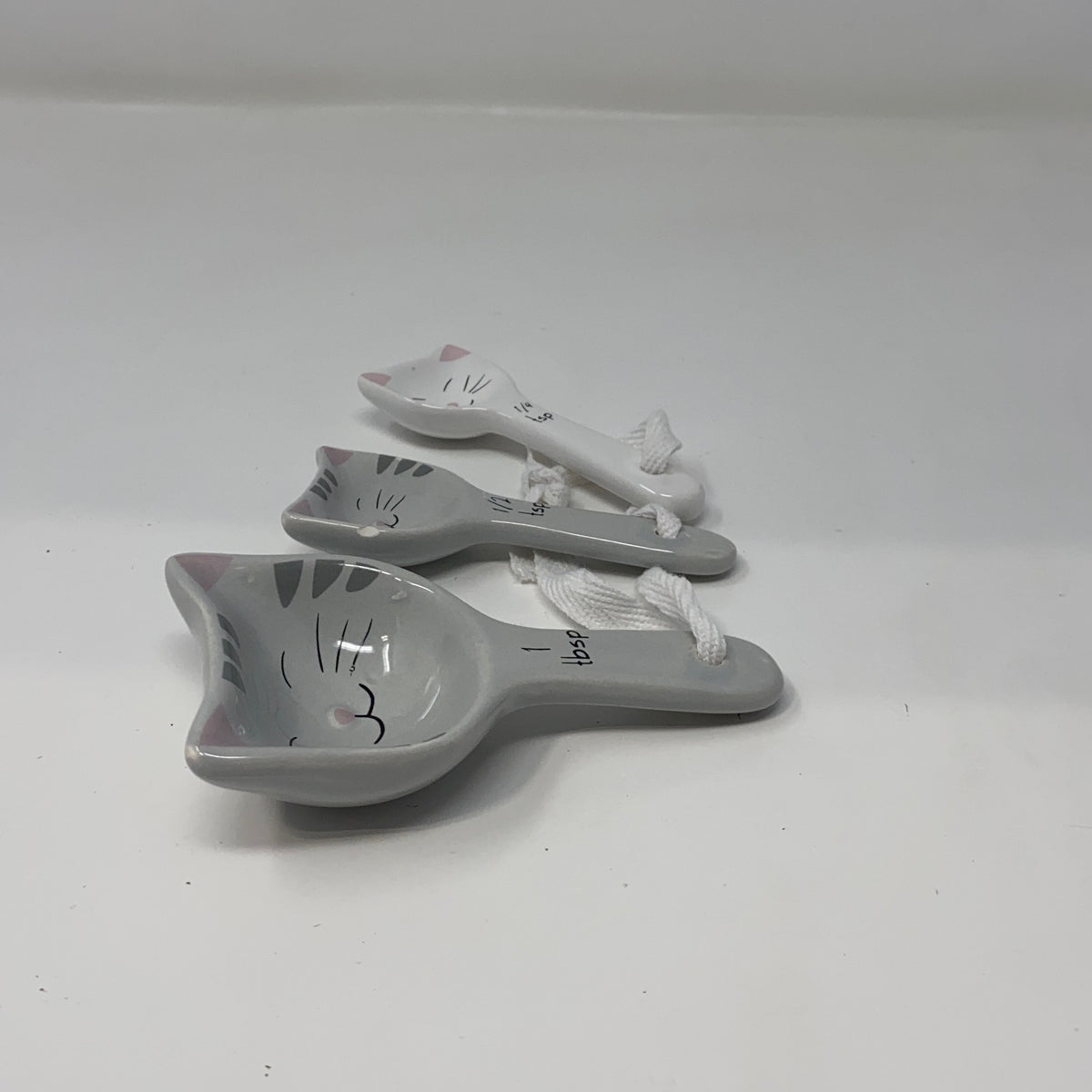 Left-LPNNG6P67YK5V