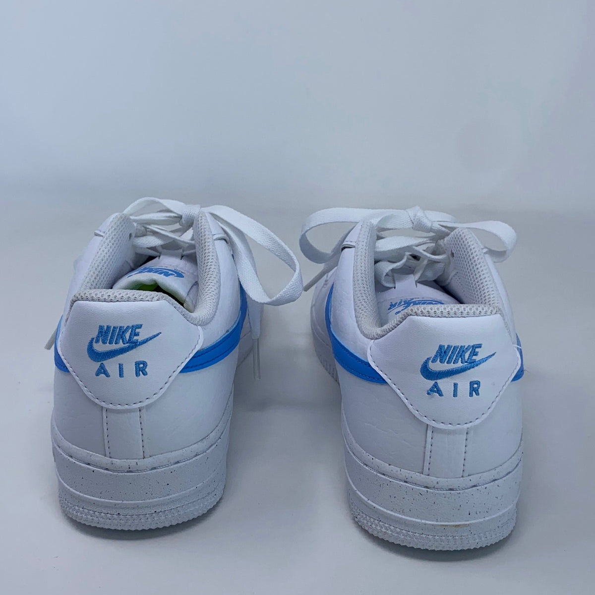 Left-UNT347682Q12