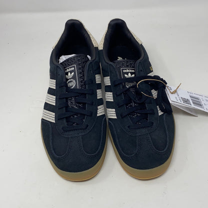 Left-UNT880943SB9
