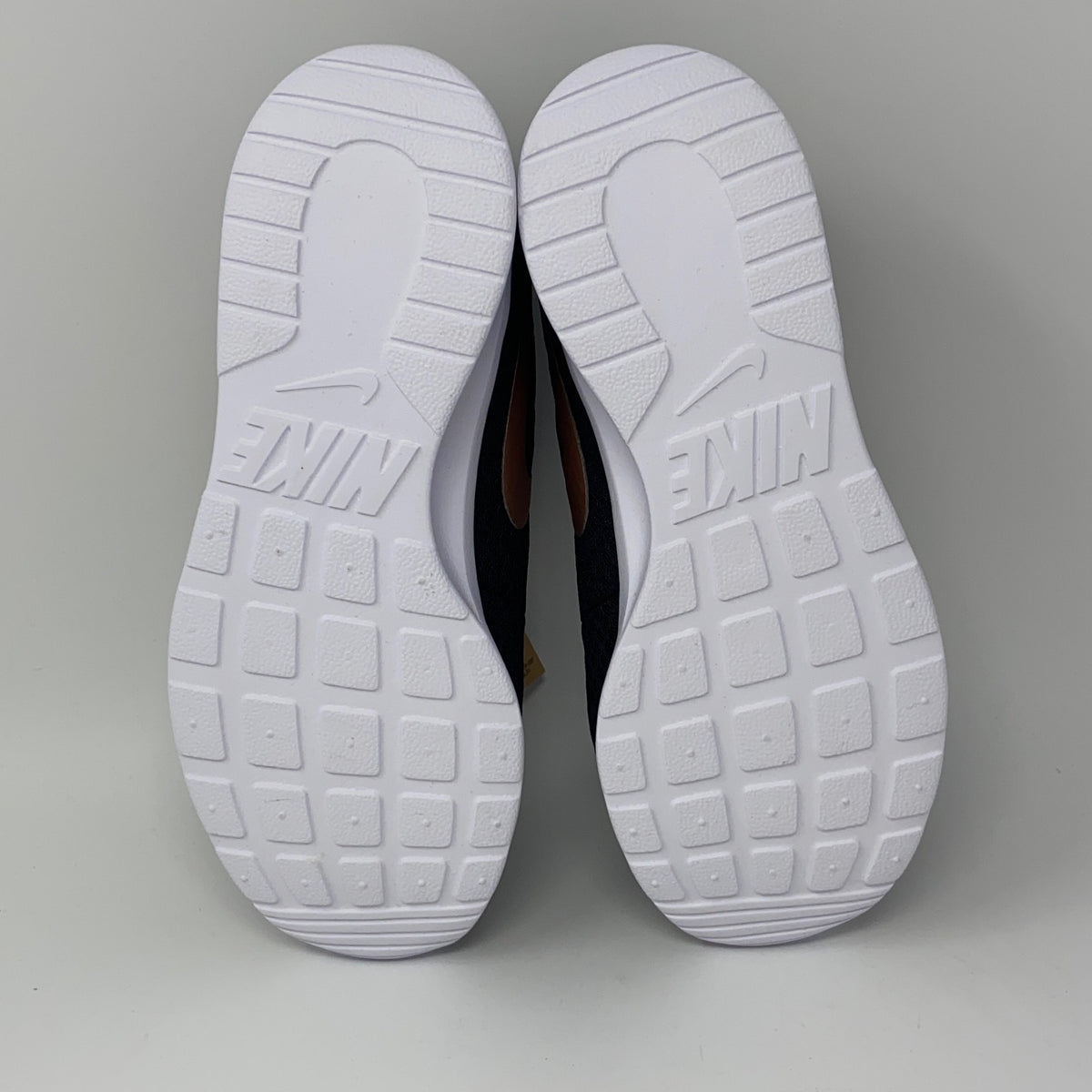 Bottom-UNT361814Q1N