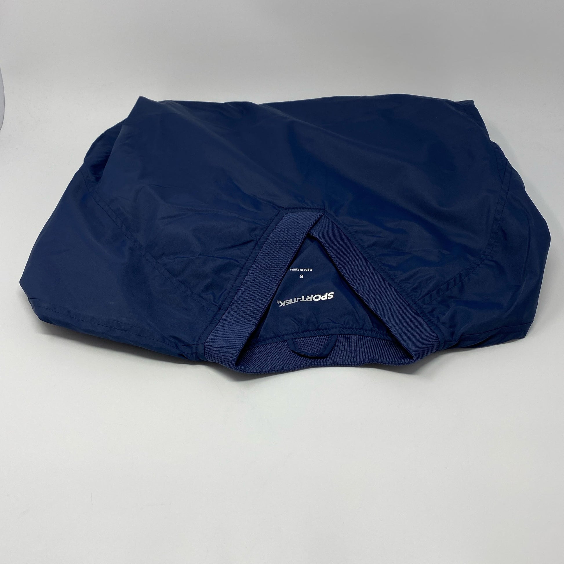 Back-UNT355984QZK