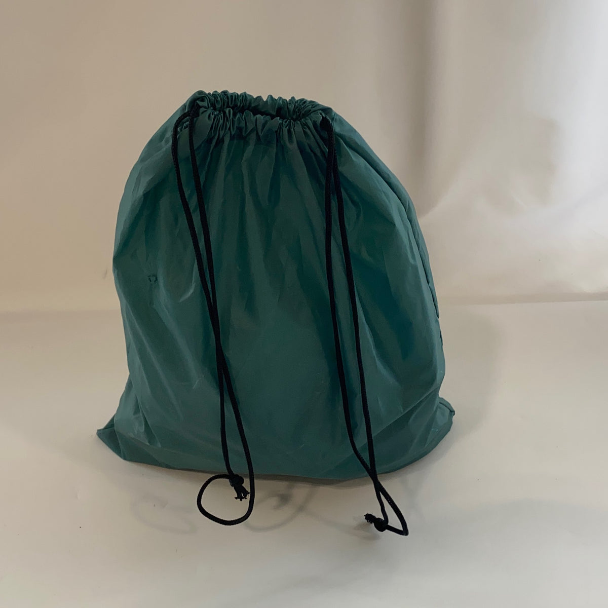 Back-UNT735920VN9
