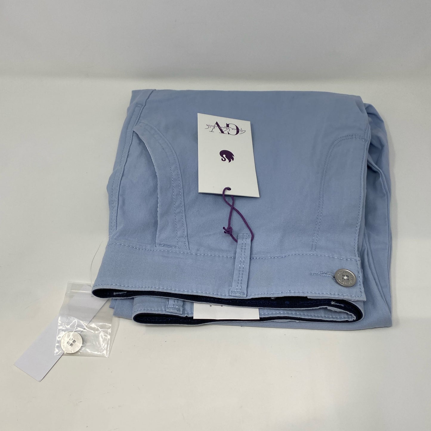 Back-UNT223971ARJ