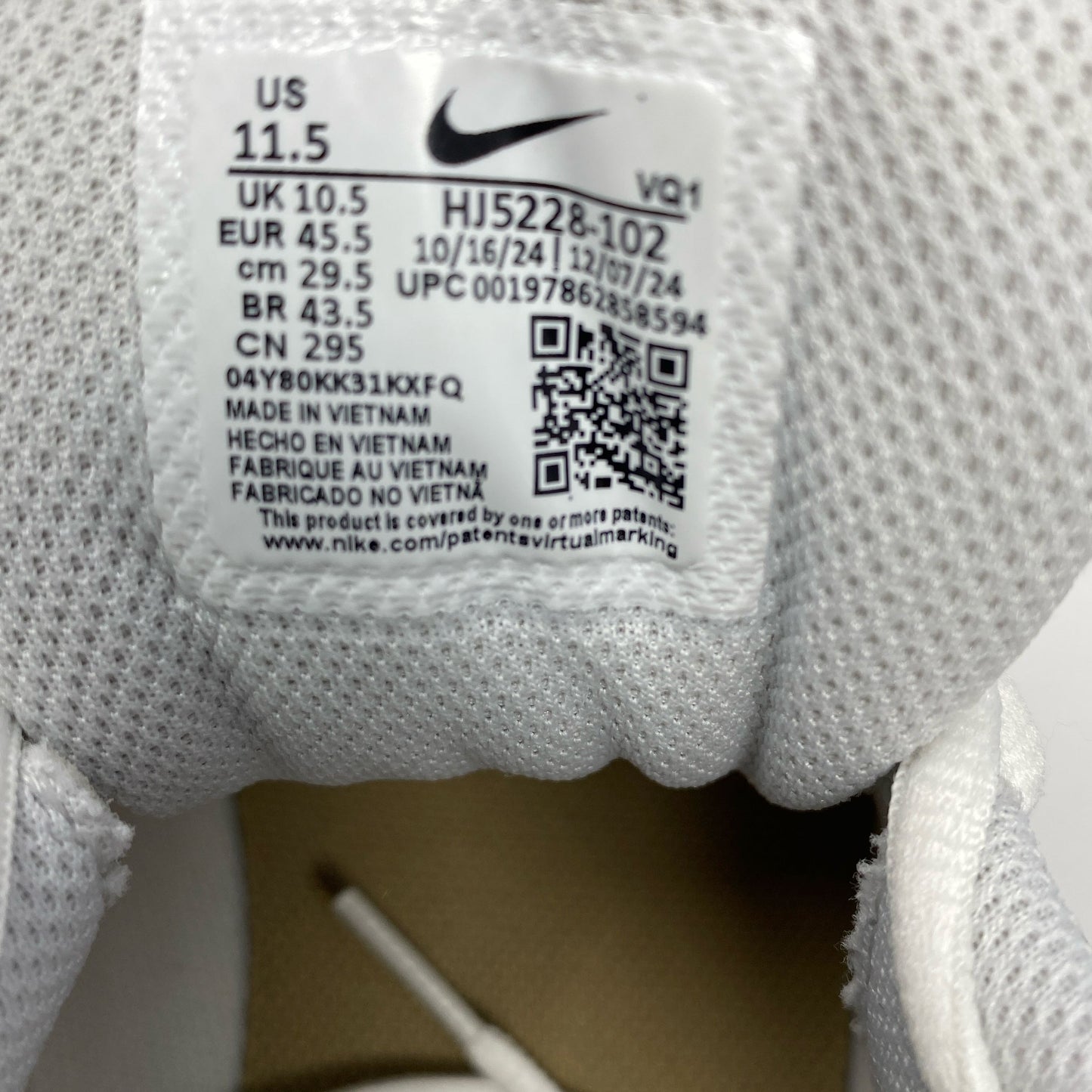 Serial #/Tag-UNT2416745DQ