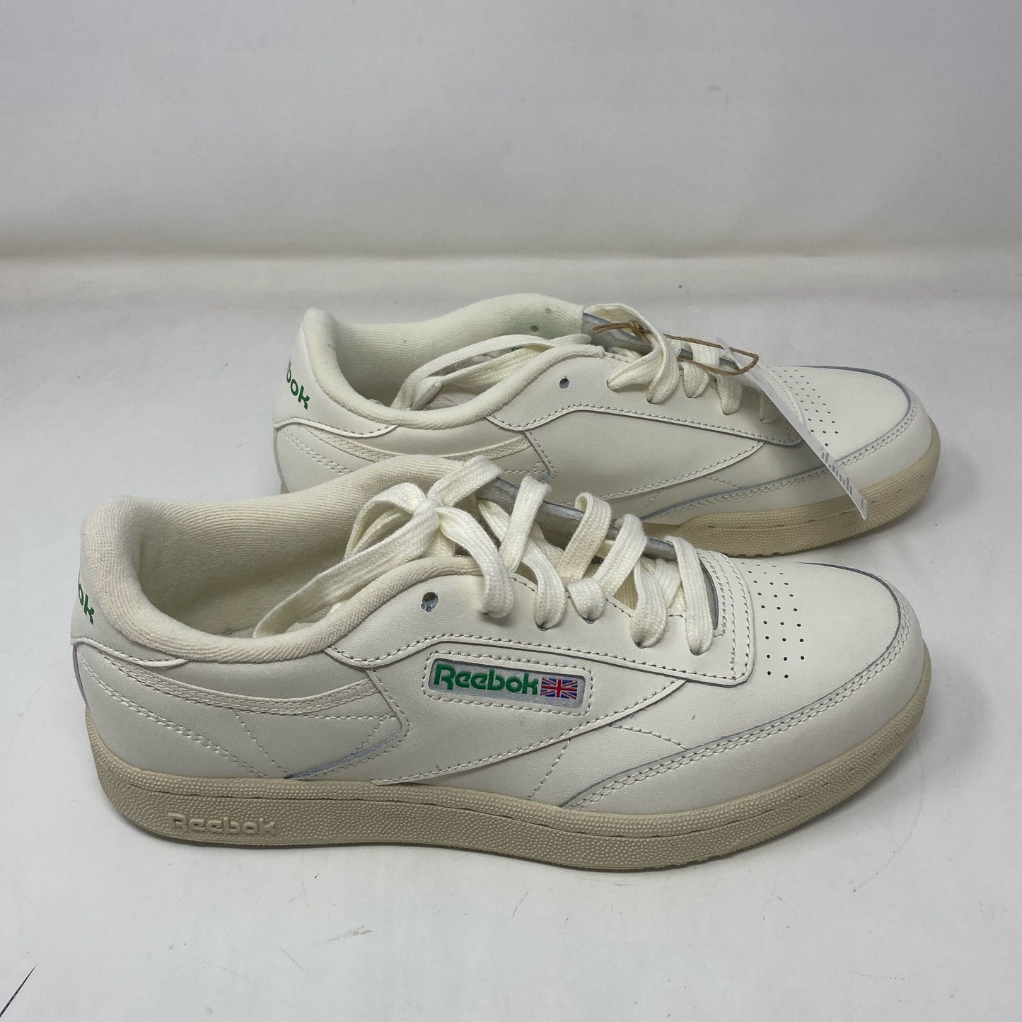 Front-UNT8366739FM