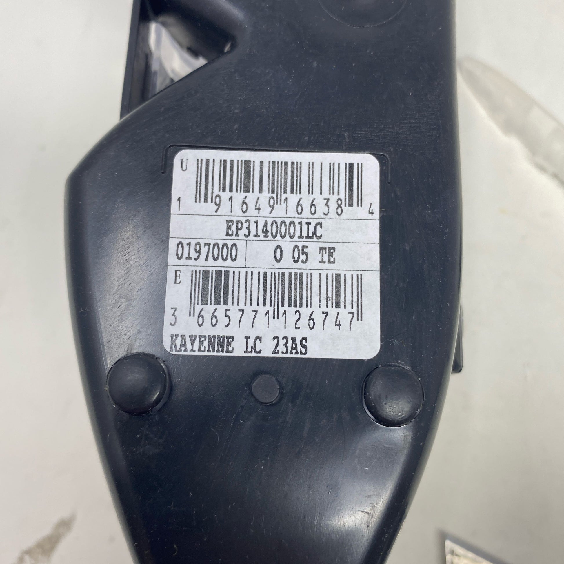 Serial #/Tag-LPNAC570411179