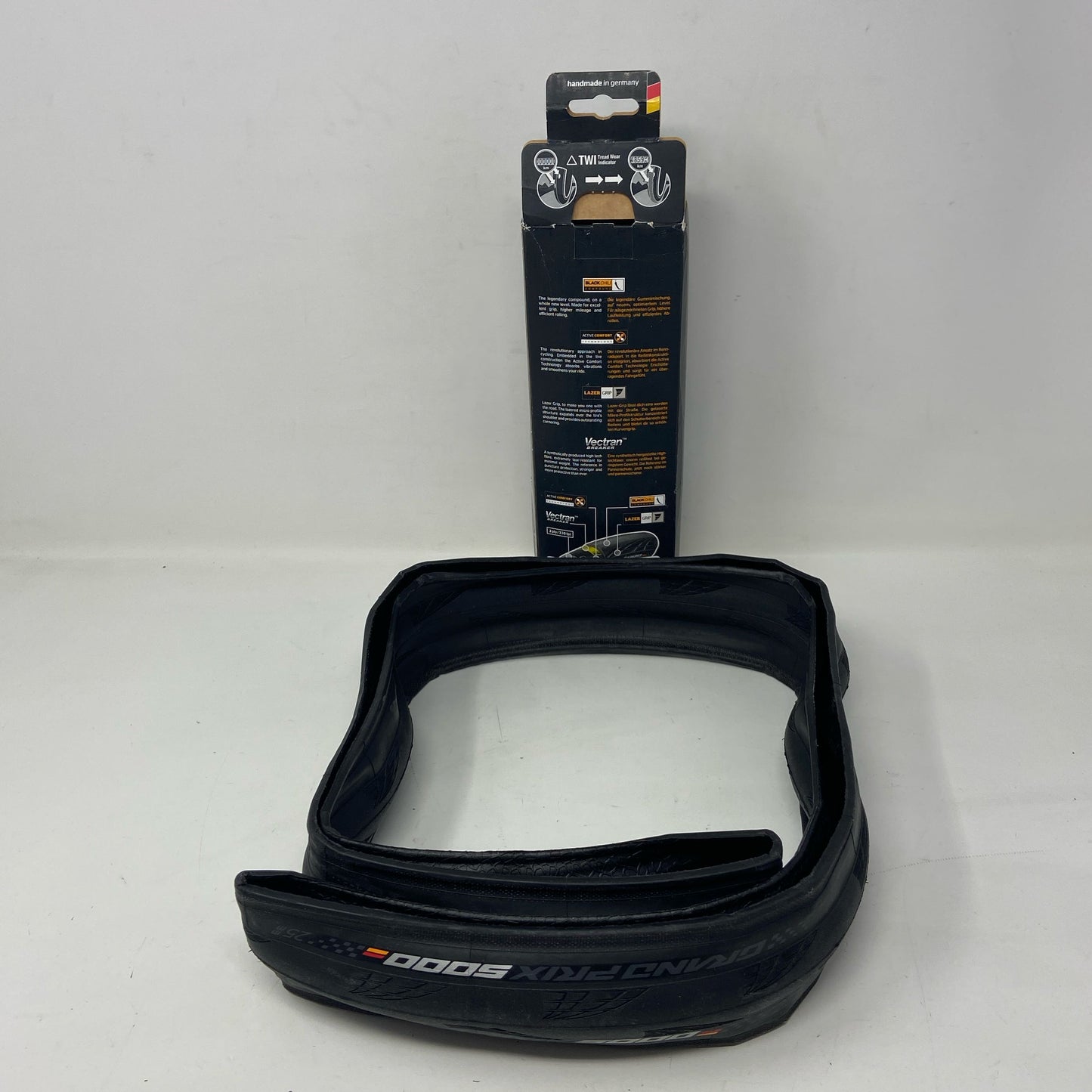 Back-UNT602101UUD