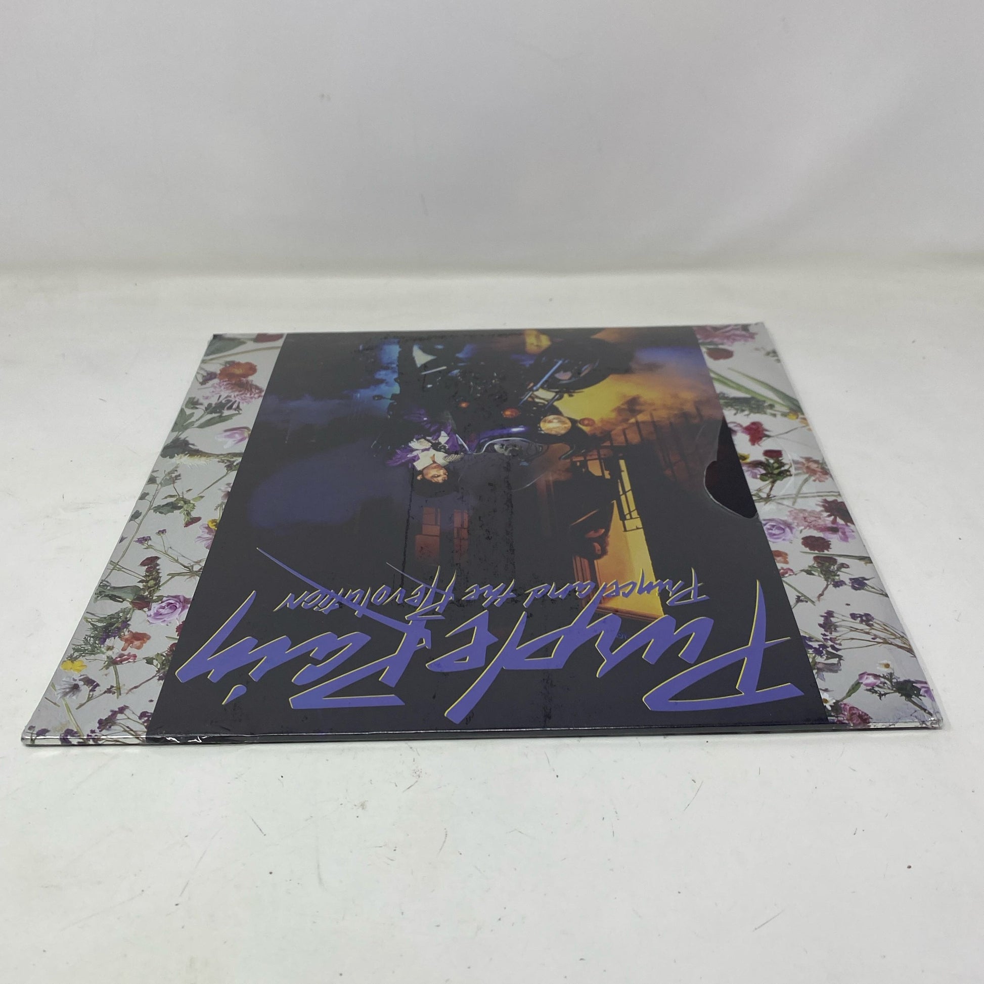 Back-UNT523951U20