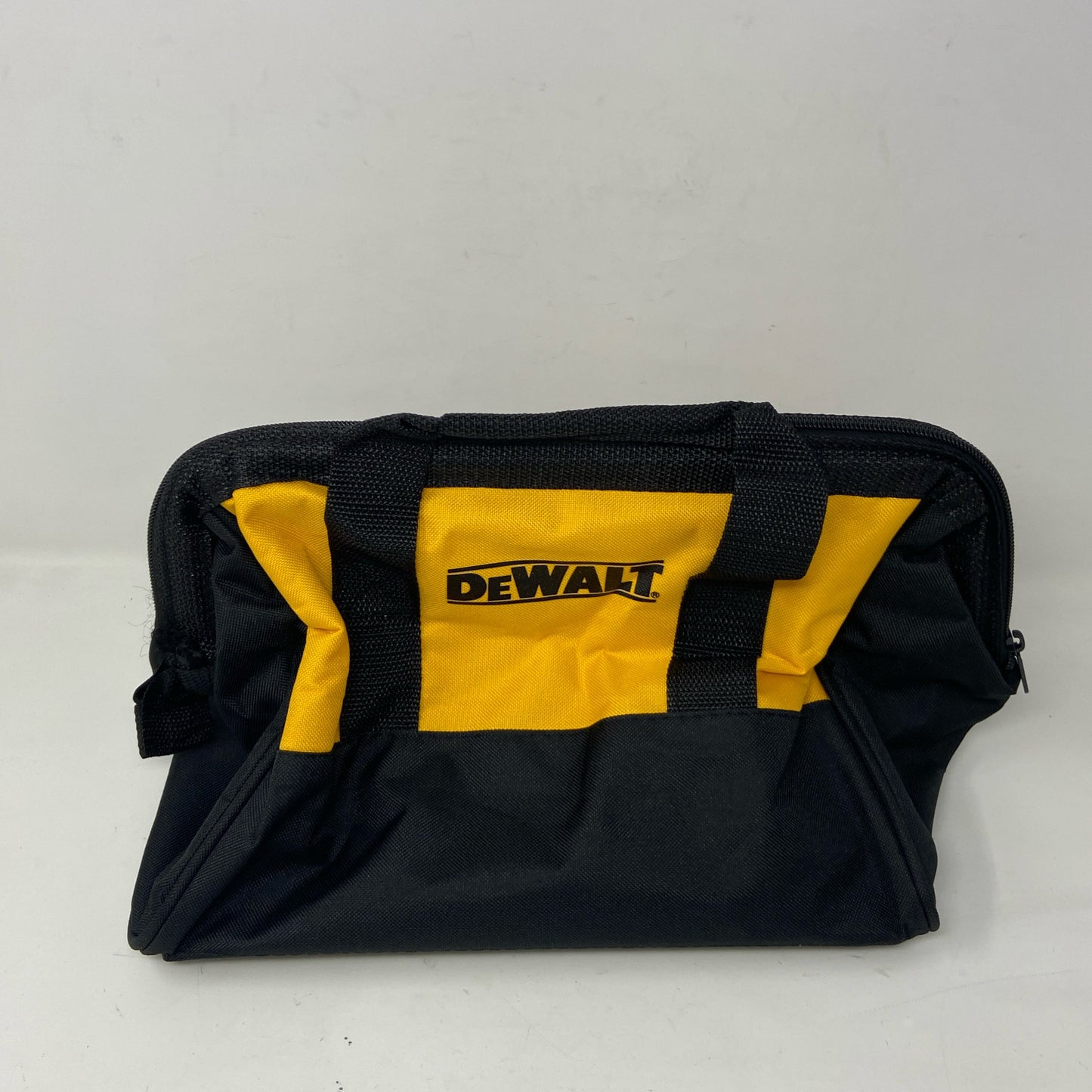 Back-UNT1157407BT