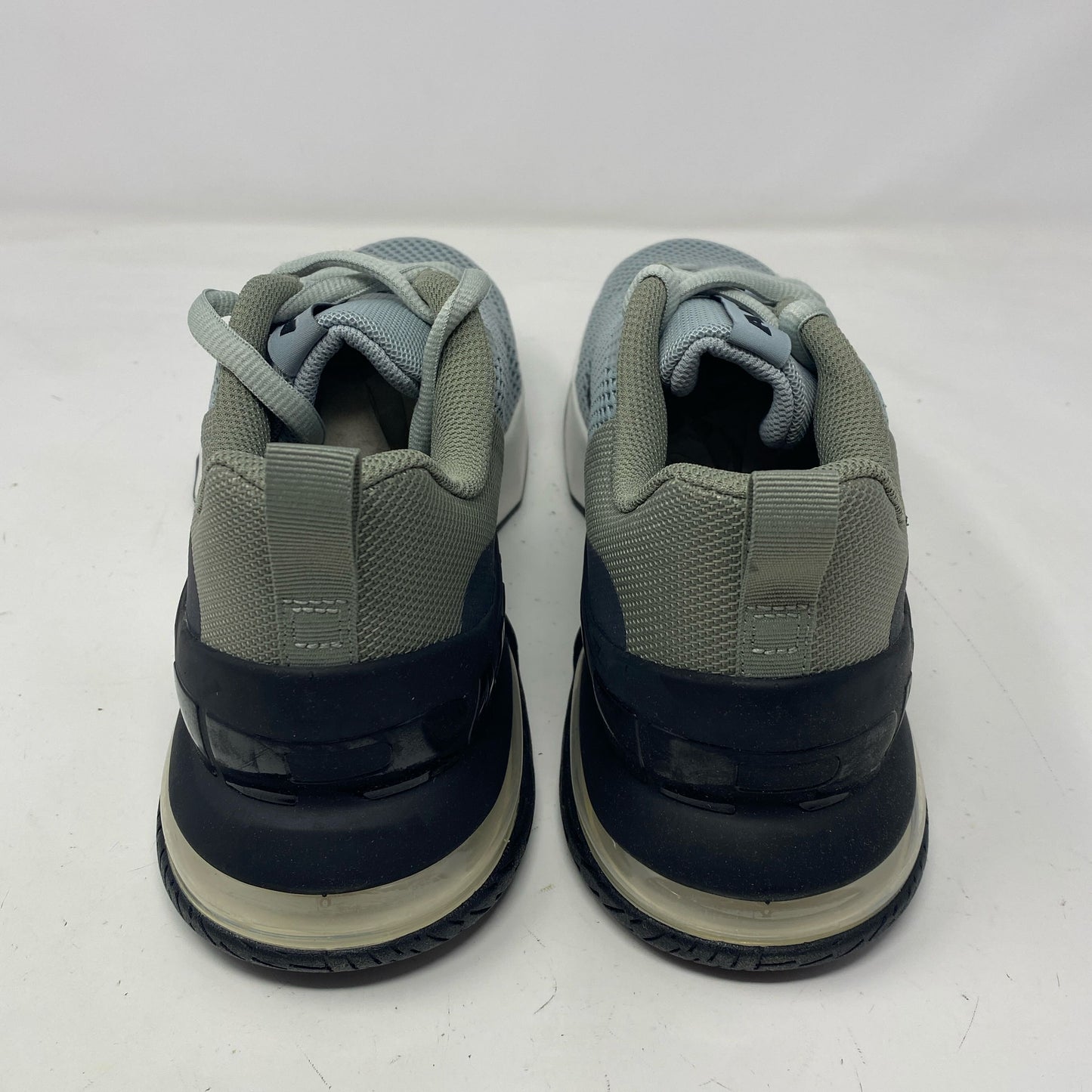 Right-UNT0569916NQ