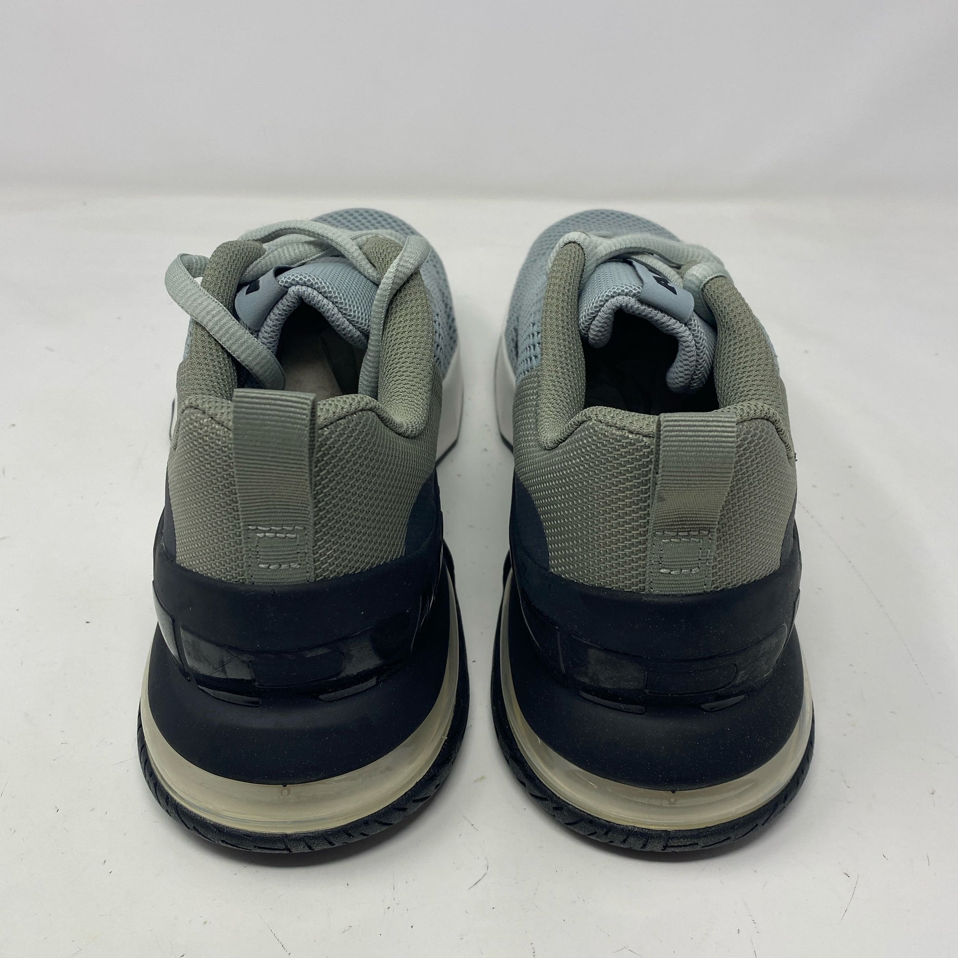 Right-UNT0569916NQ