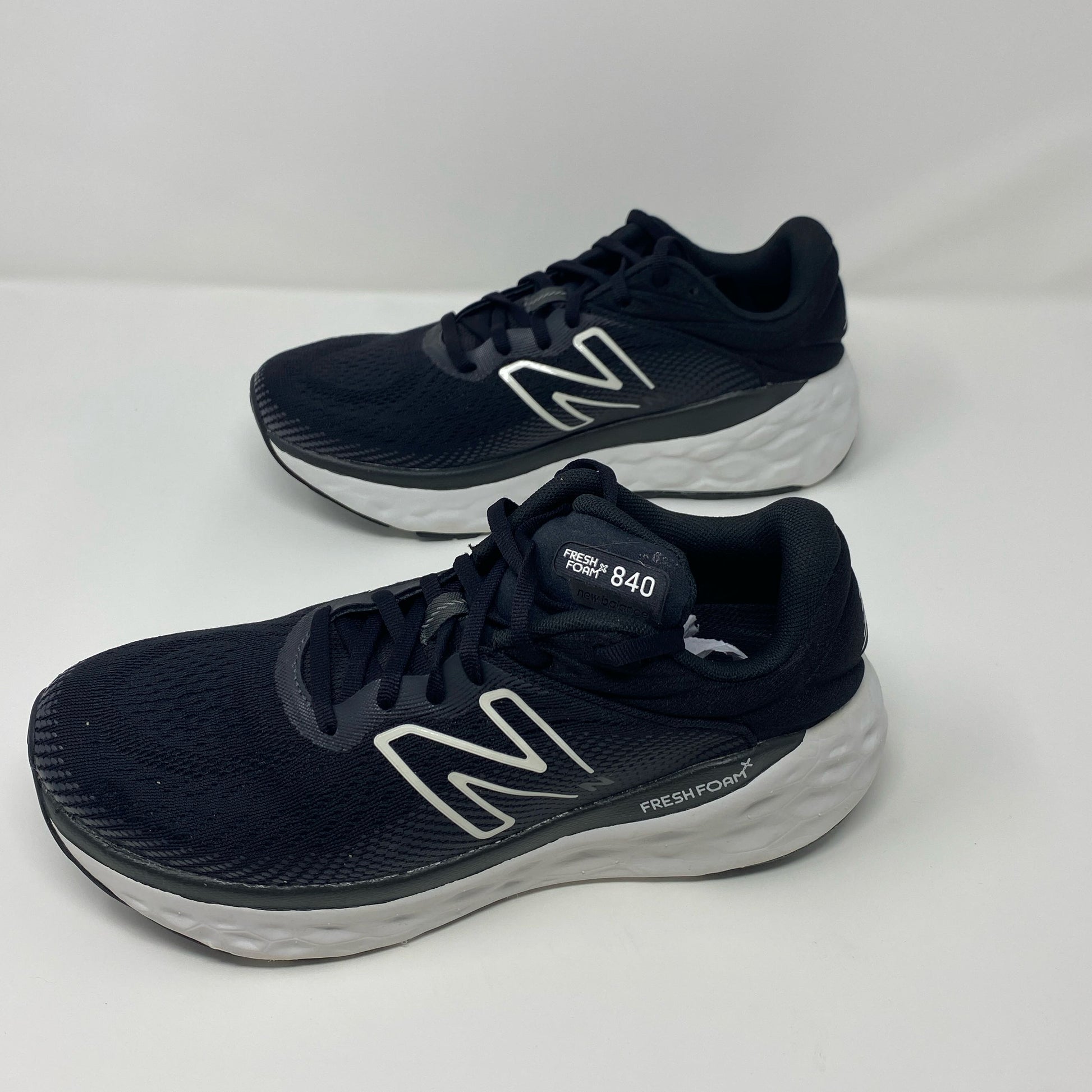 Front-LPNNE6QG949JN