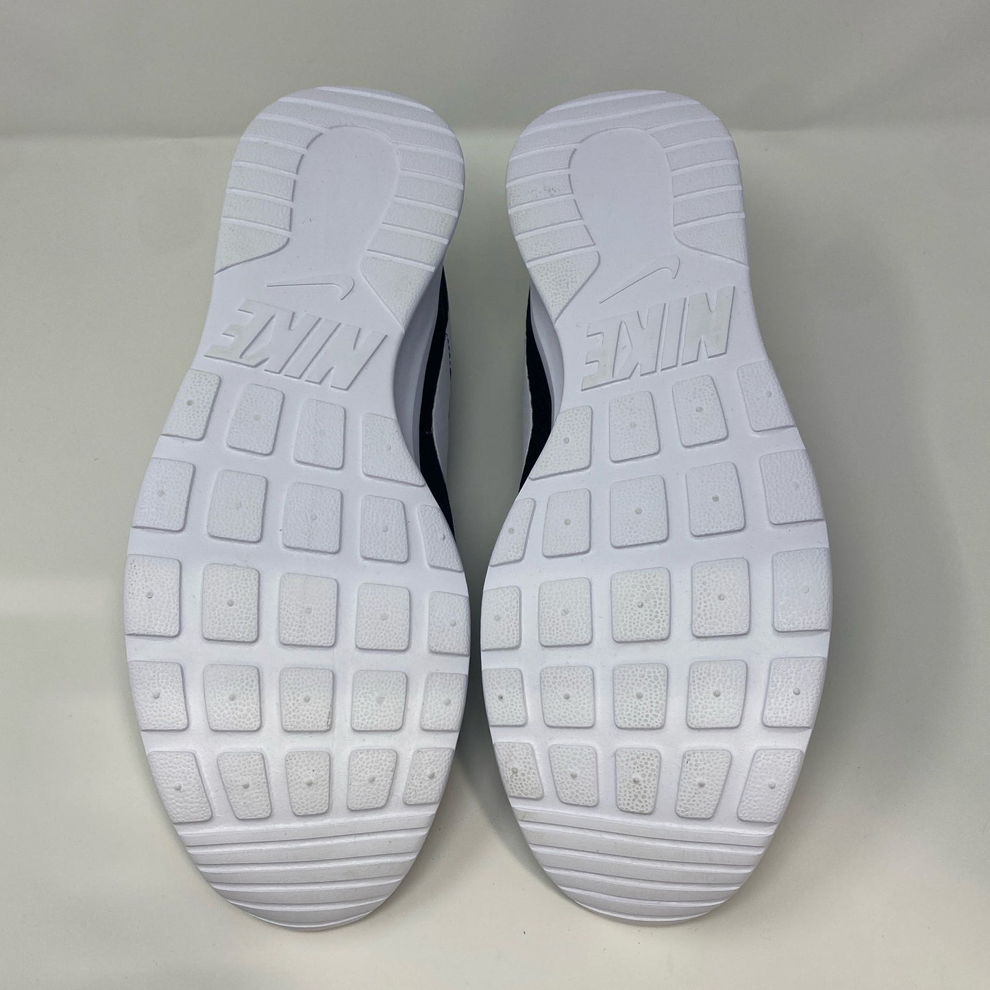 Bottom-UNT949300BEO