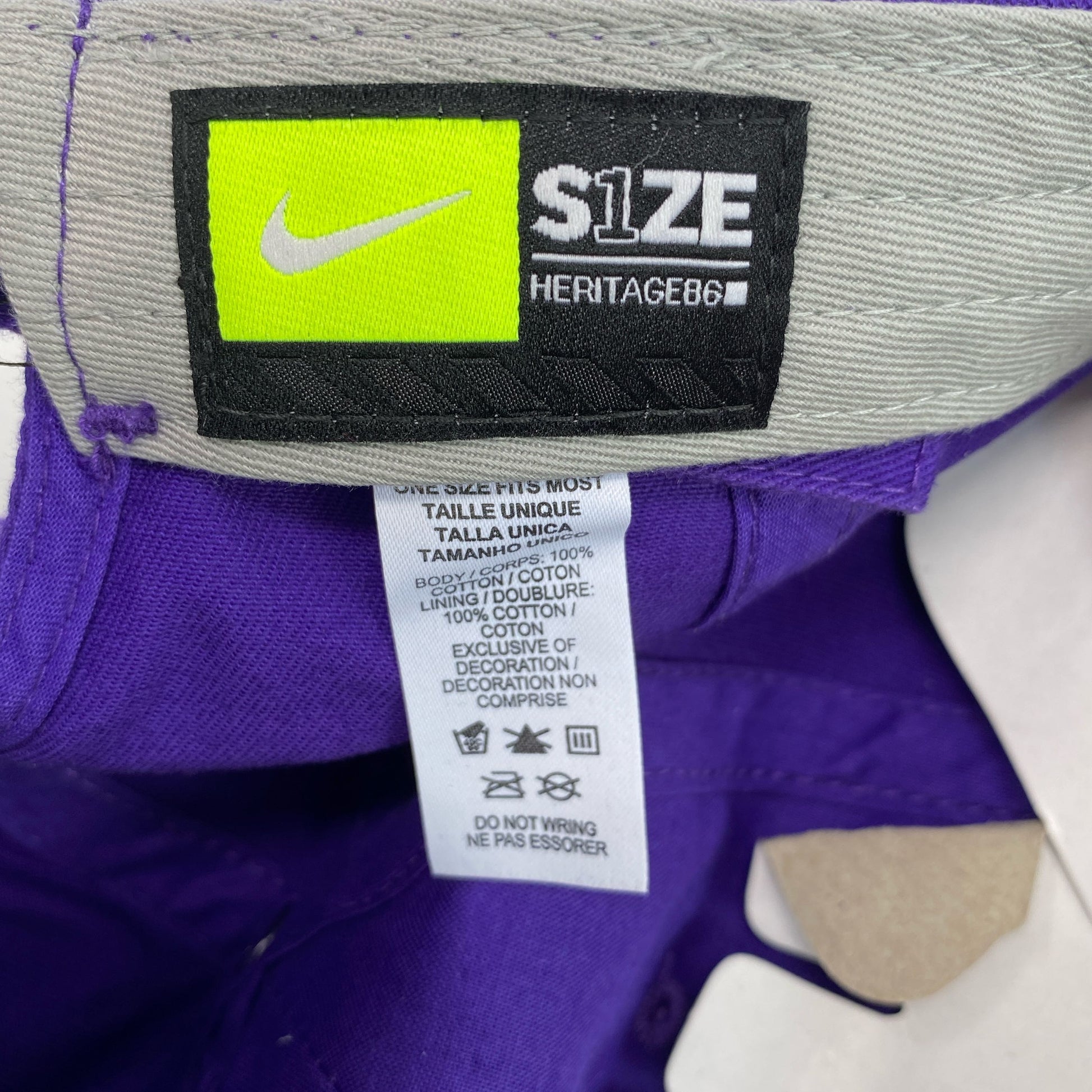 Serial #/Tag-UNT785756F0I