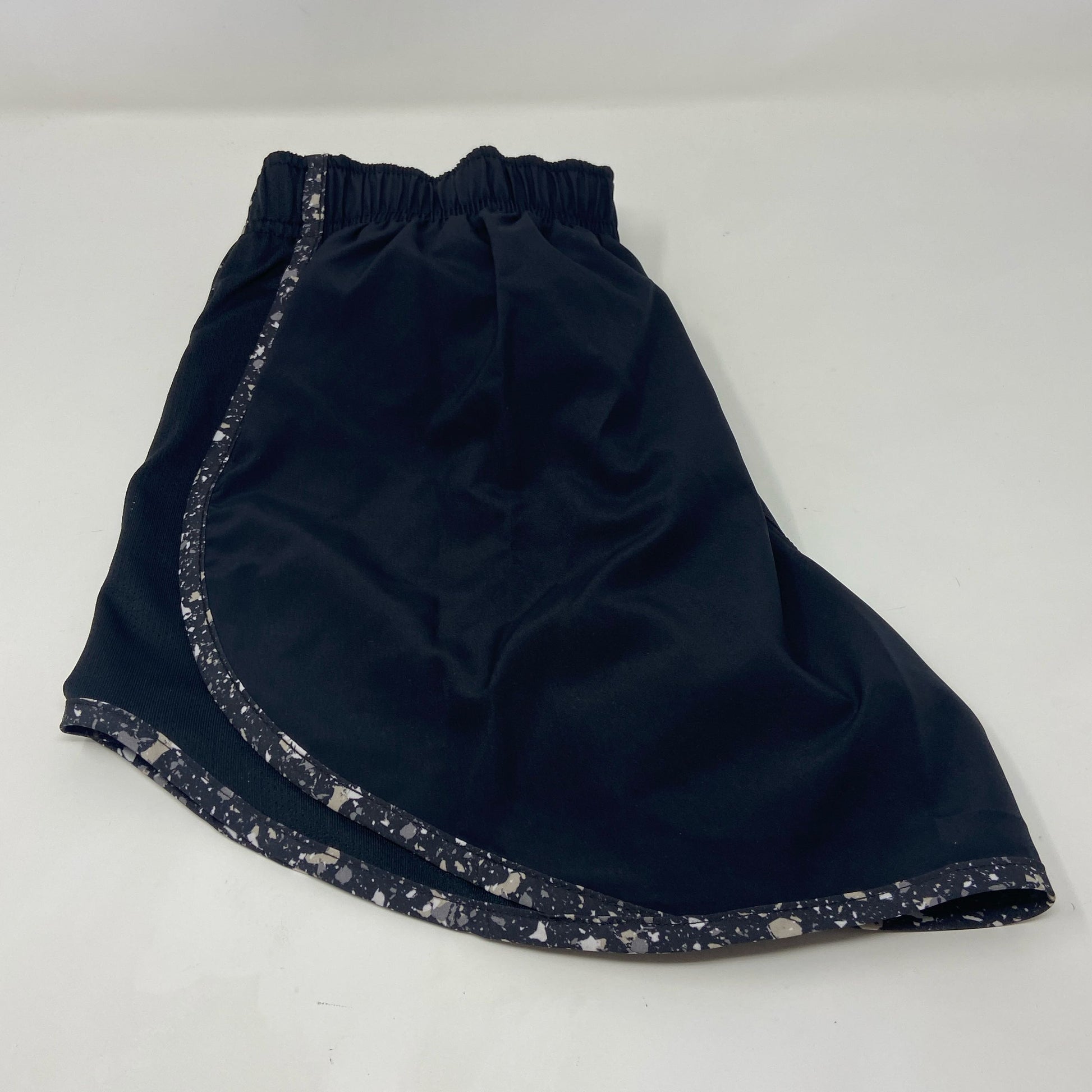 Back-UNT5858789IW