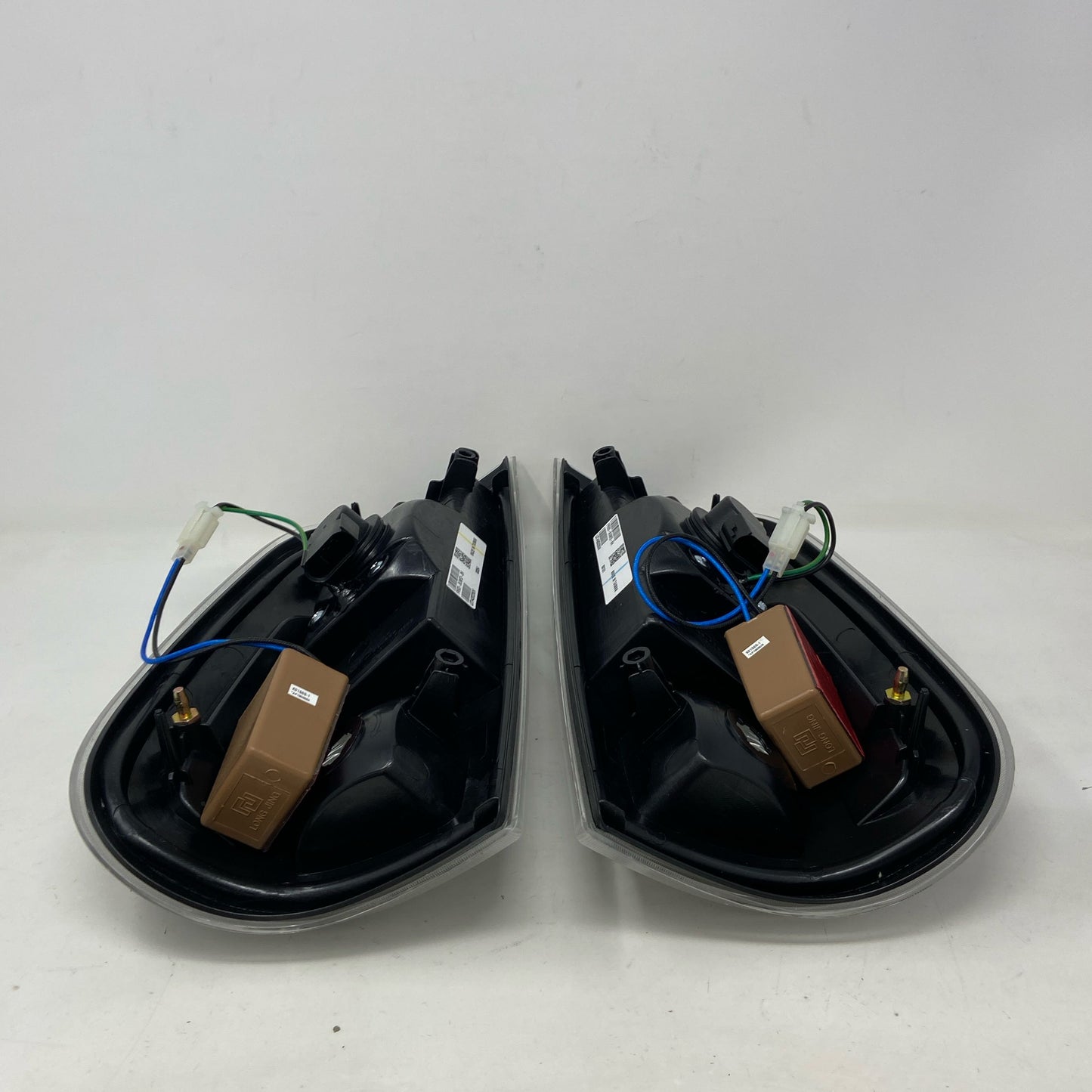 Bottom-UNT231273Y2J