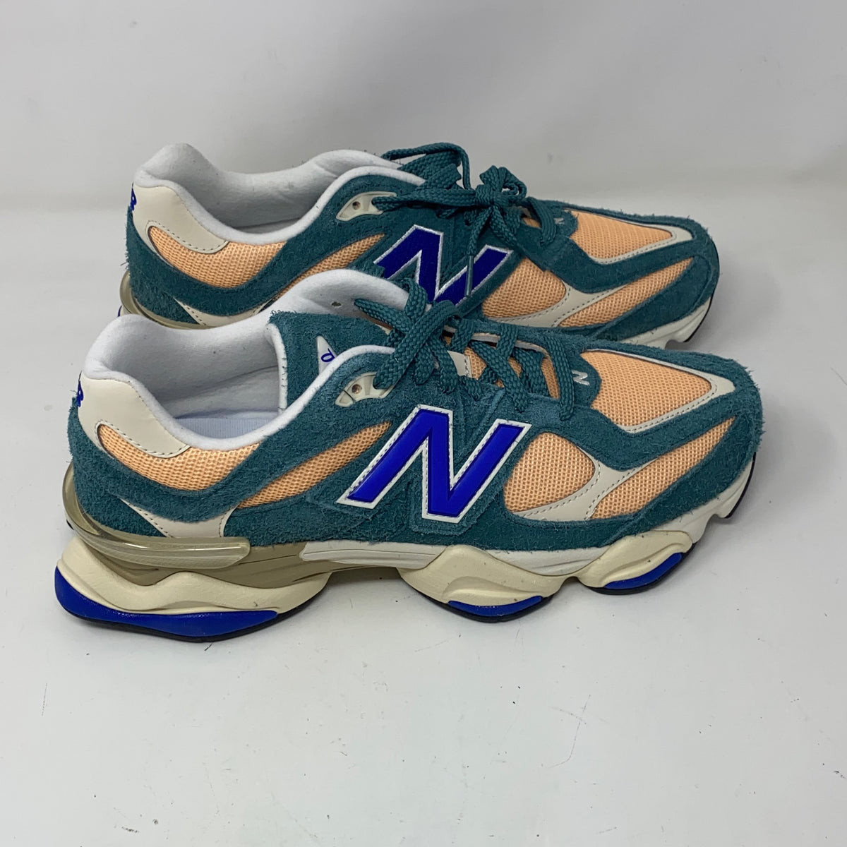 Front-LPNNG67L6R9GP