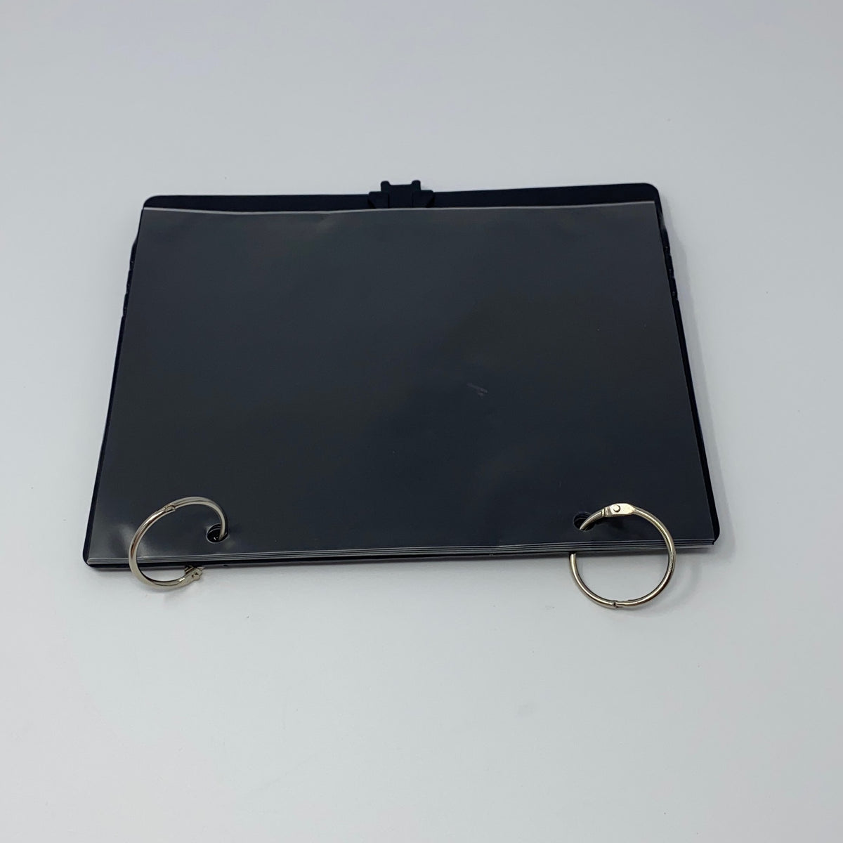 Back-UNT0834230U1