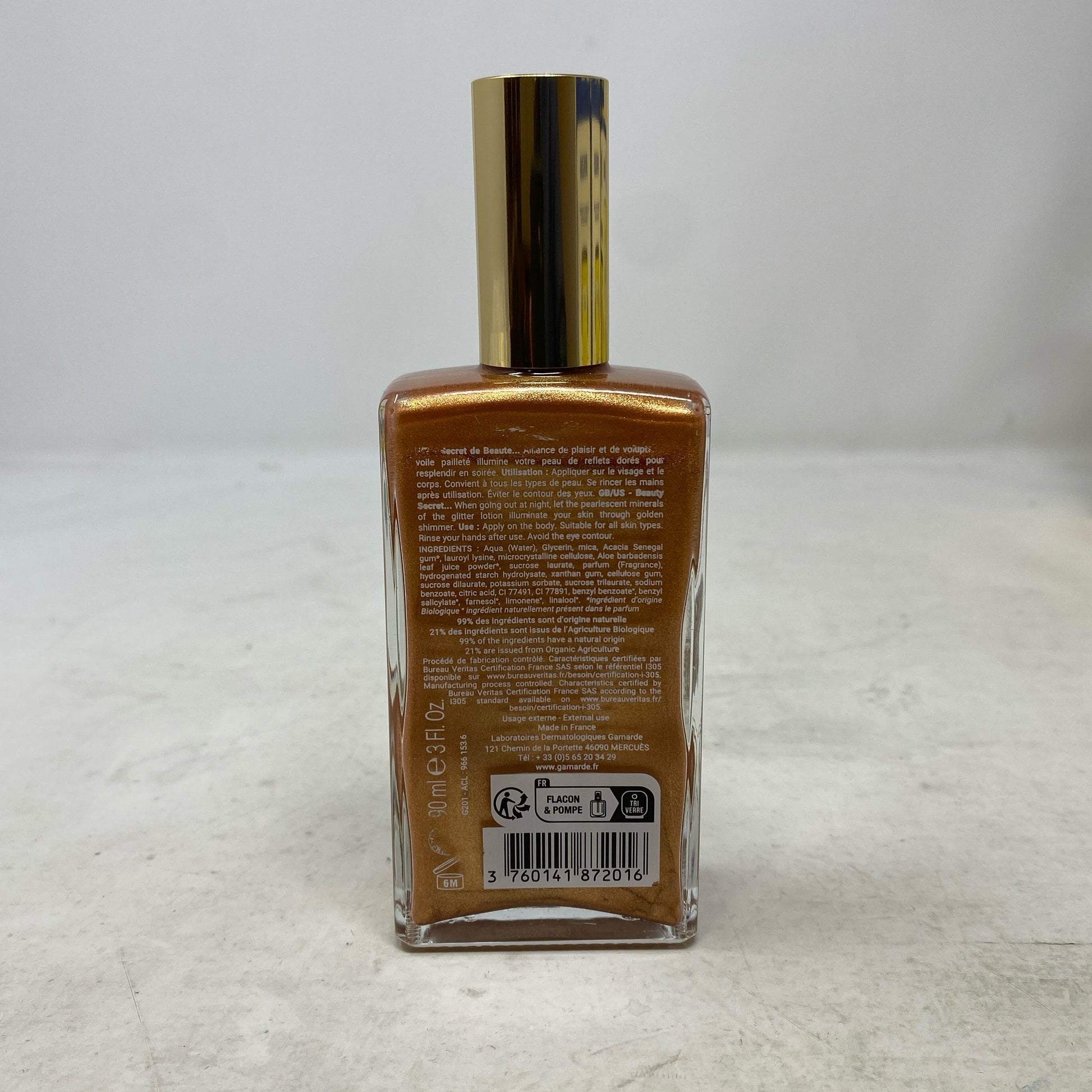 Back-UNT570363SPF