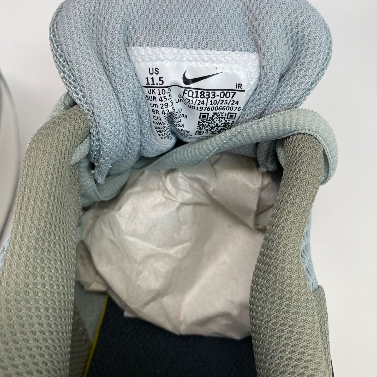 Serial #/Tag-UNT629143HB2