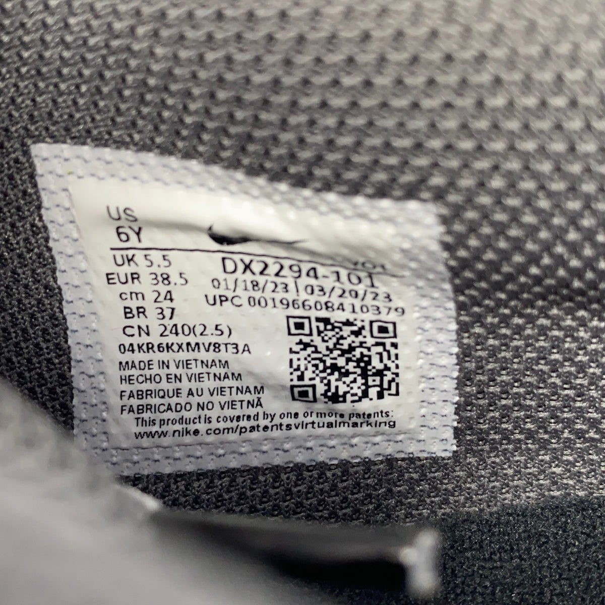 Serial #/Tag-UNT778690UGK