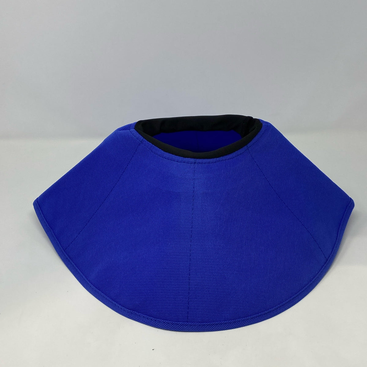 Back-UNT058560VQL