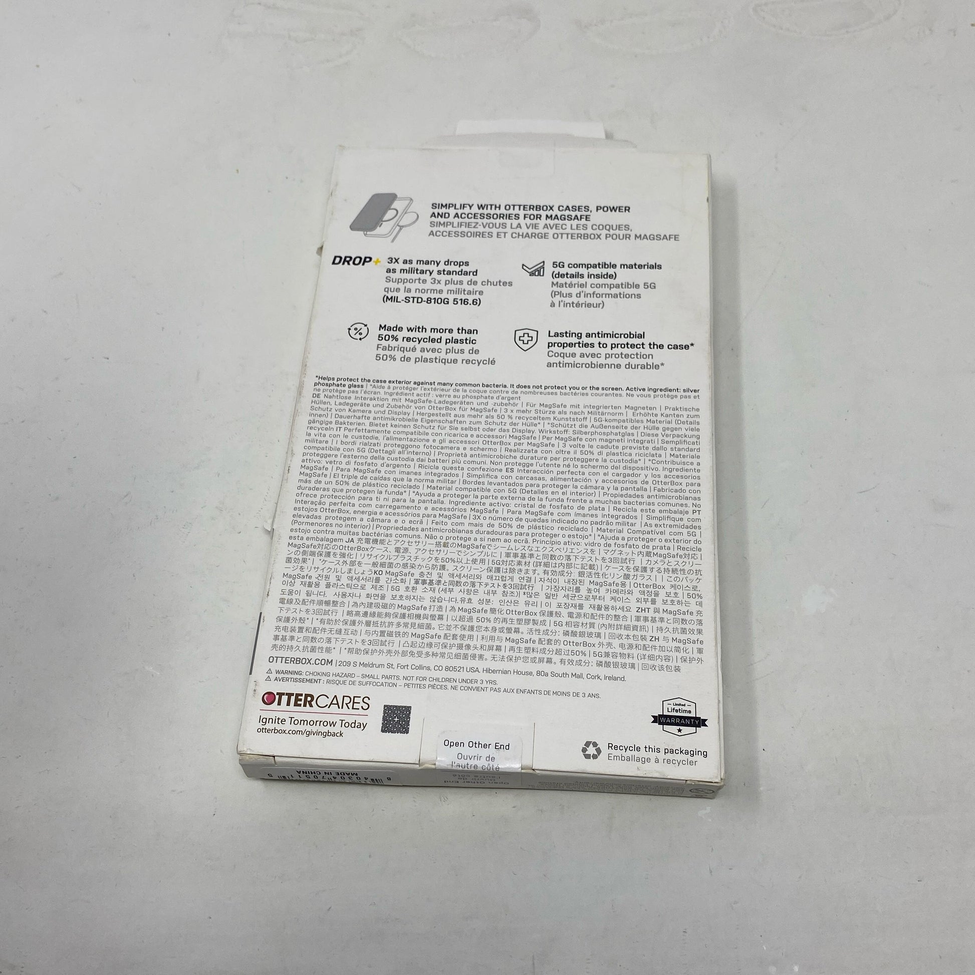 Back-UNT952910MNY
