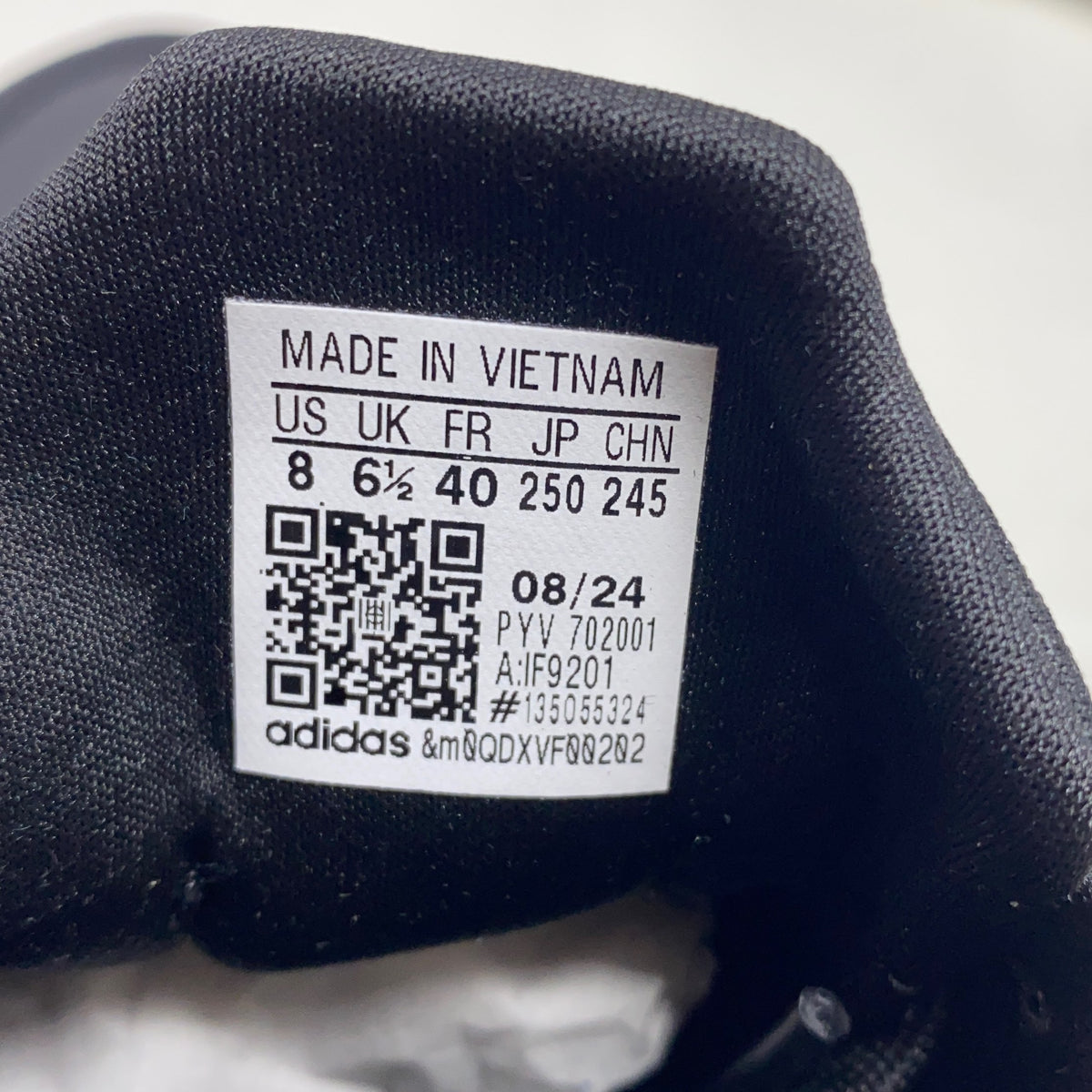 Serial #/Tag-UNT461579DIE0