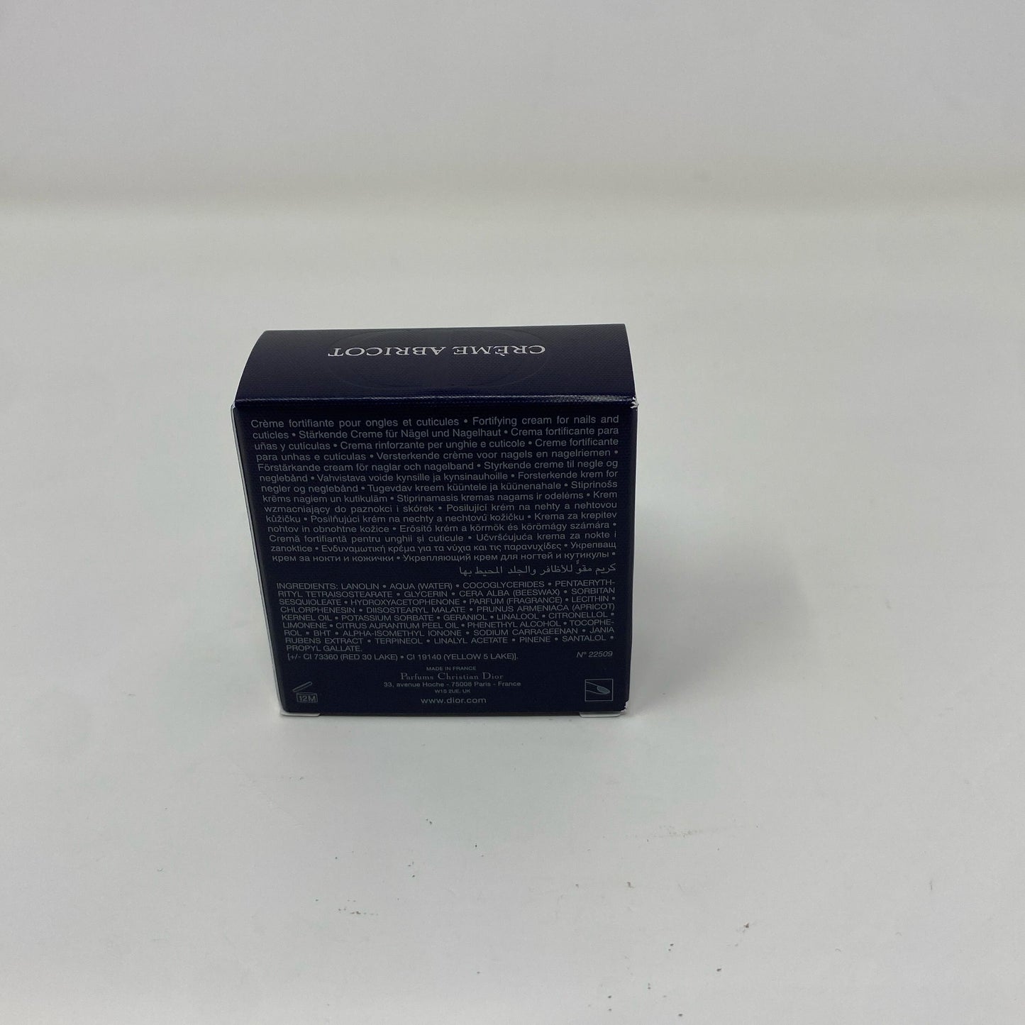 Back-UNT007823M3D