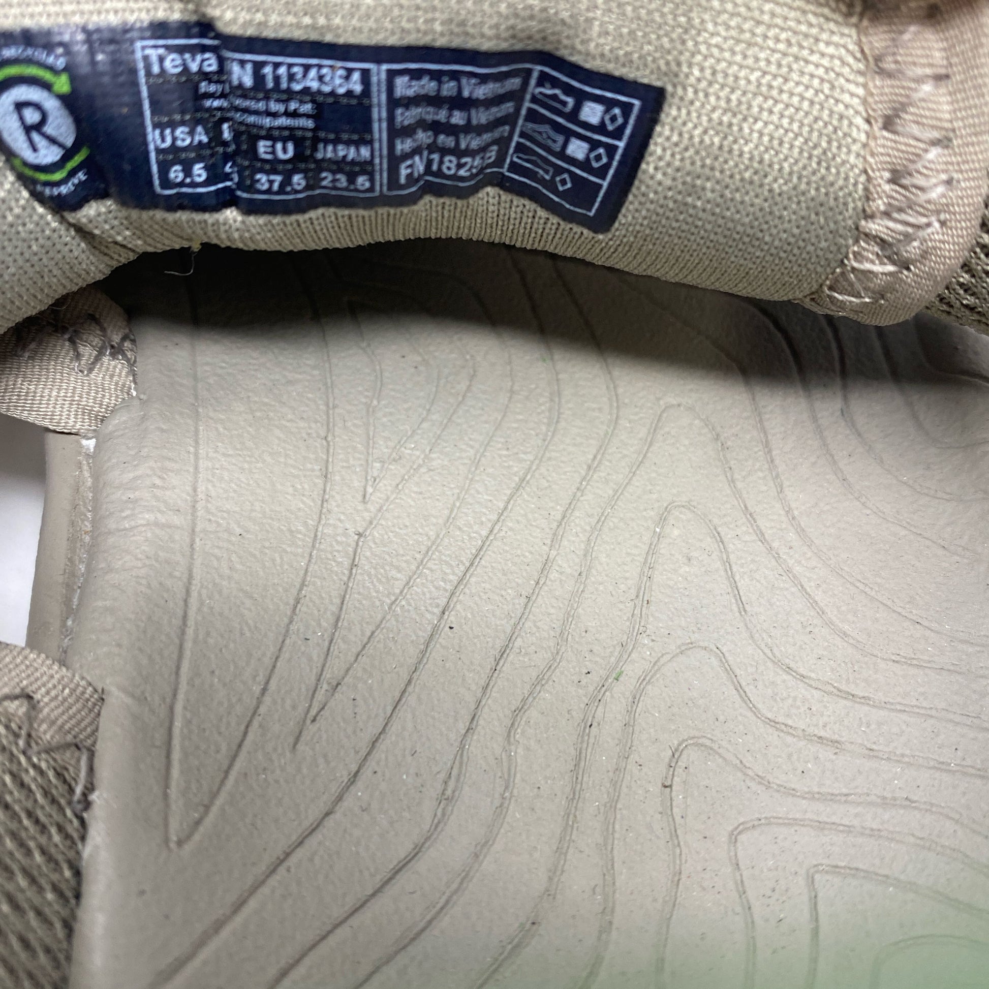 Serial #/Tag-UNT778173L3T