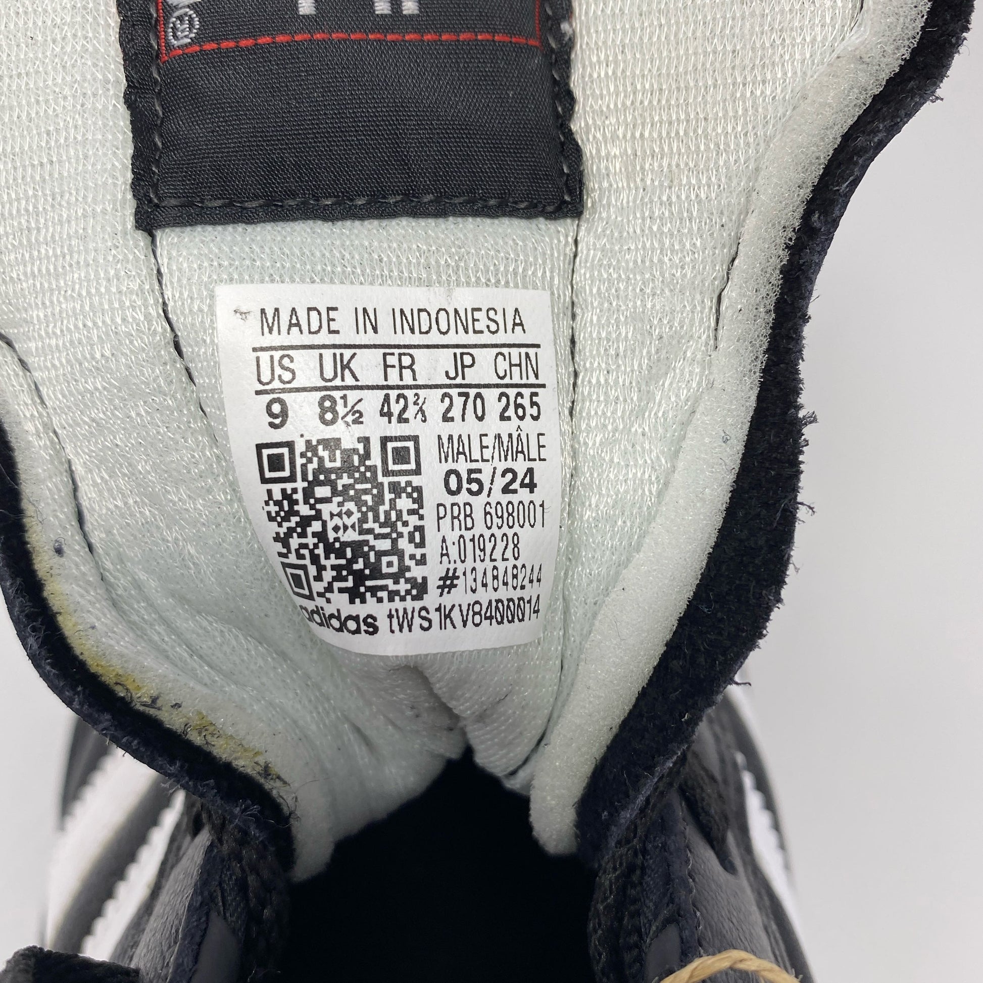 Serial #/Tag-UNT7821818BS
