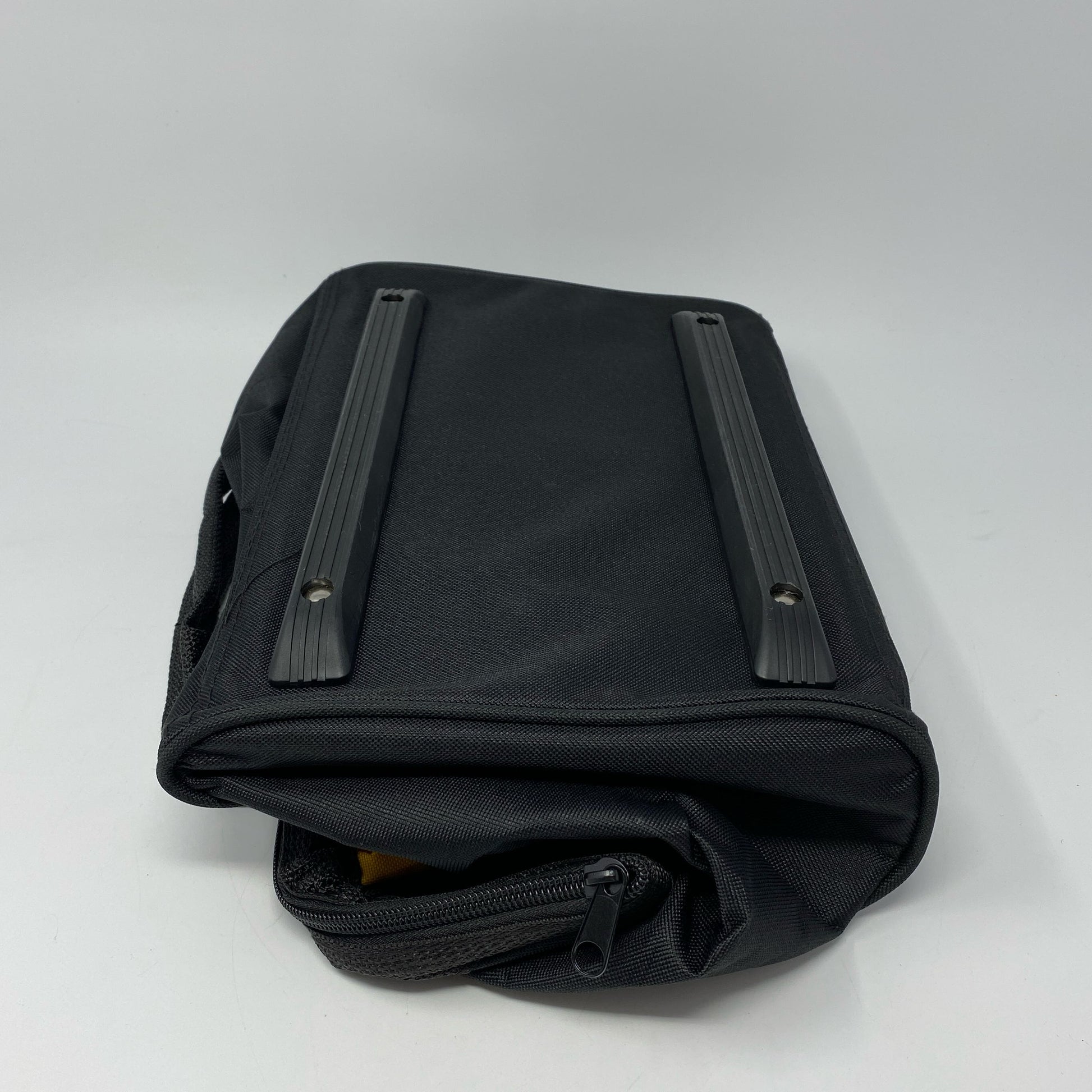 Bottom-LPNO583903678