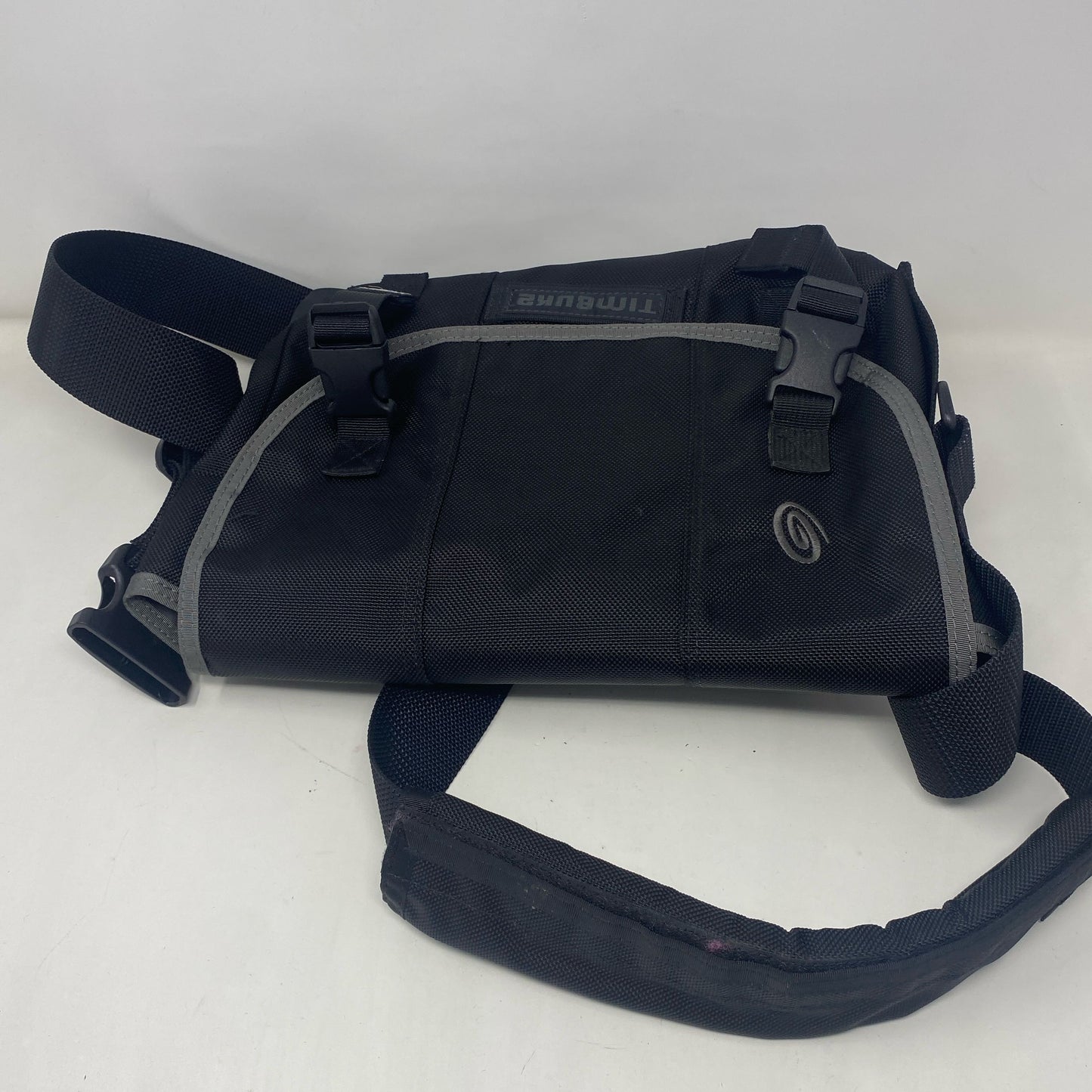 Back-UNT810210SEM