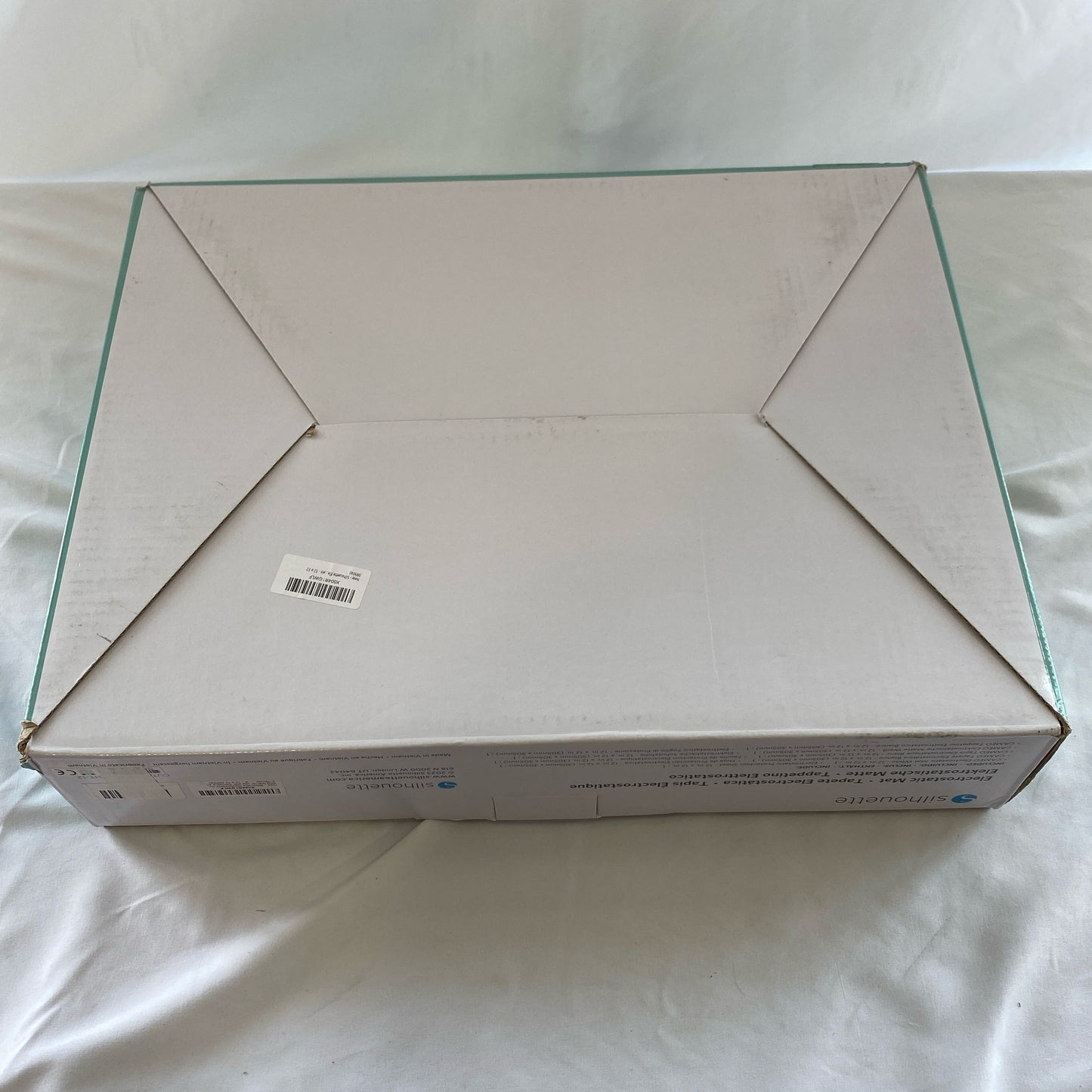 Back-UNT046440J6M