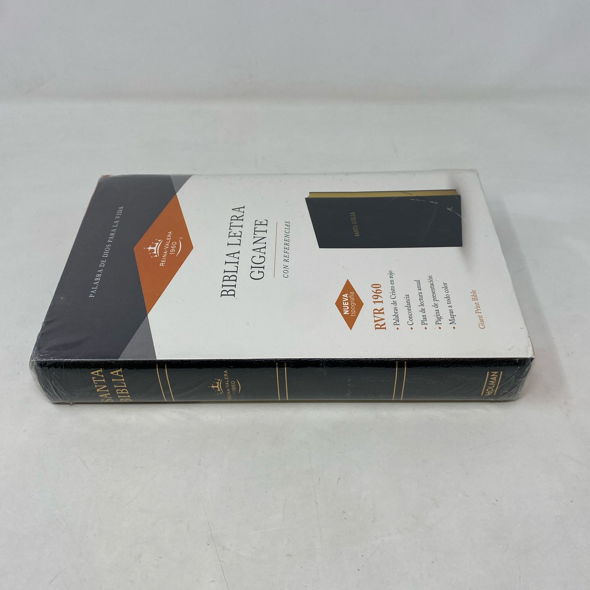 Right-UNT968439FQM