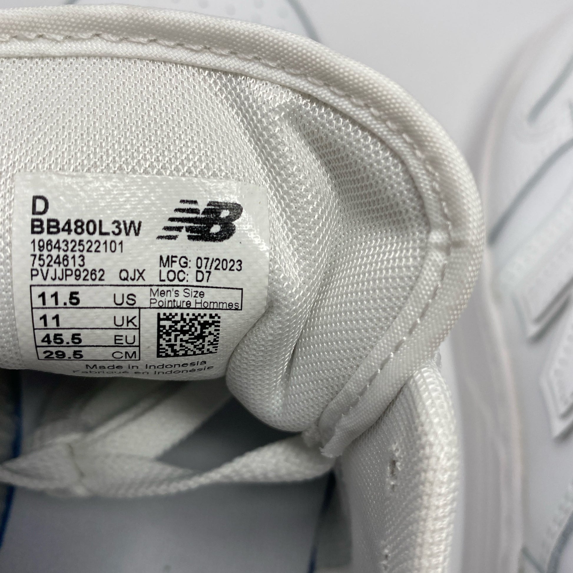 Serial #/Tag-UNT910985W0F
