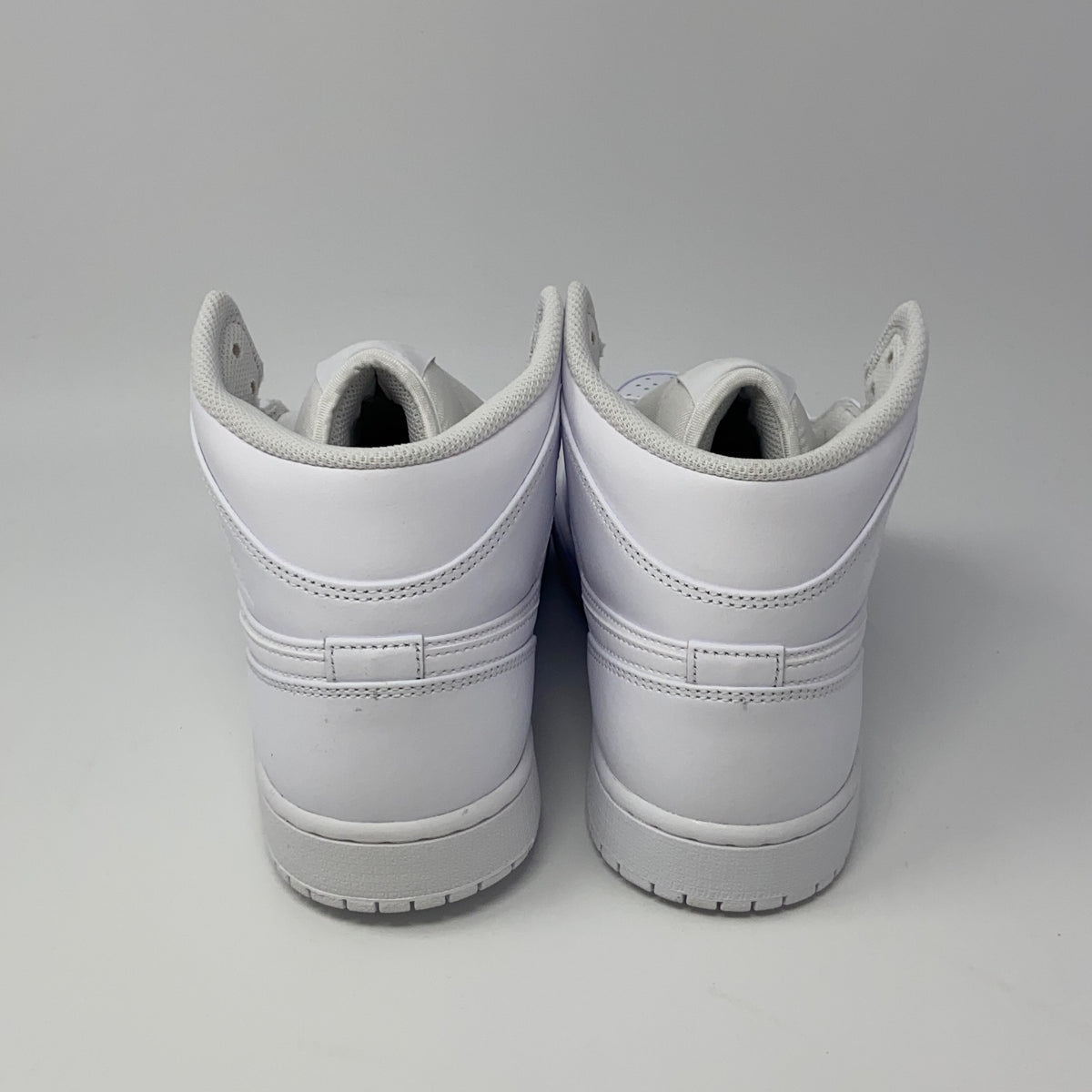 Left-UNT357302W1M