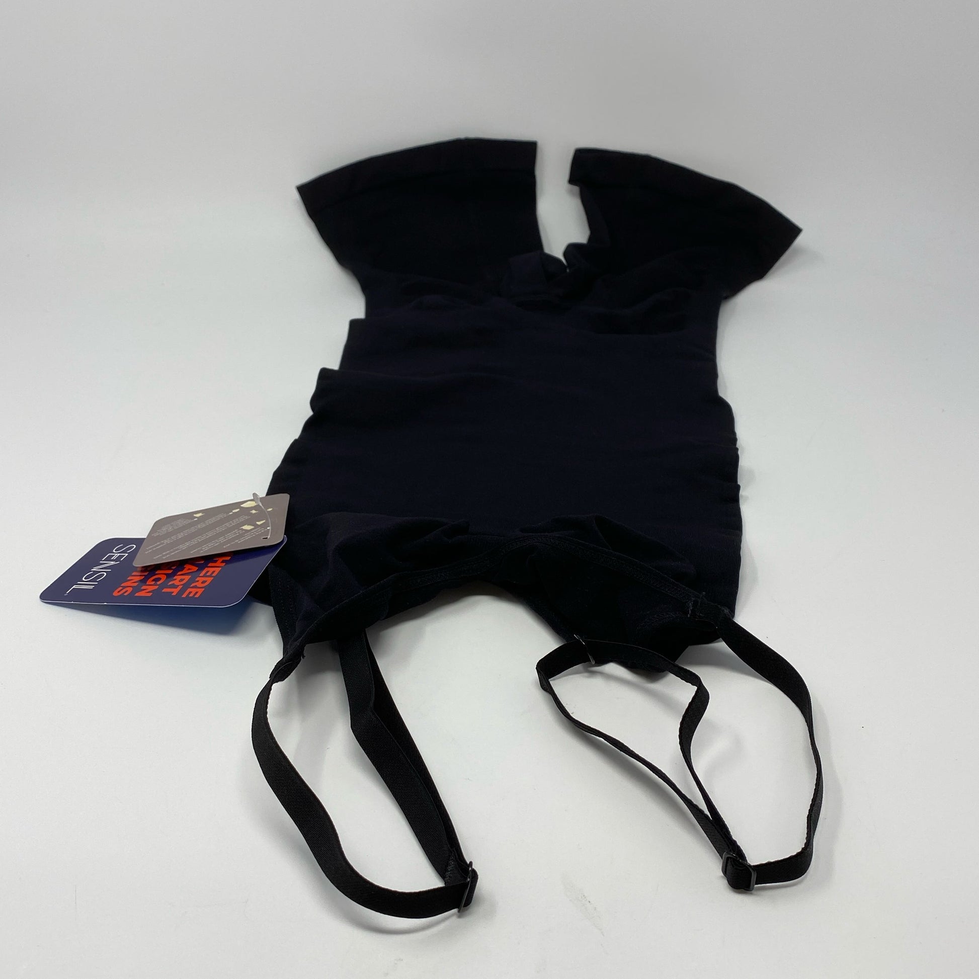 Back-UNT812250DKF