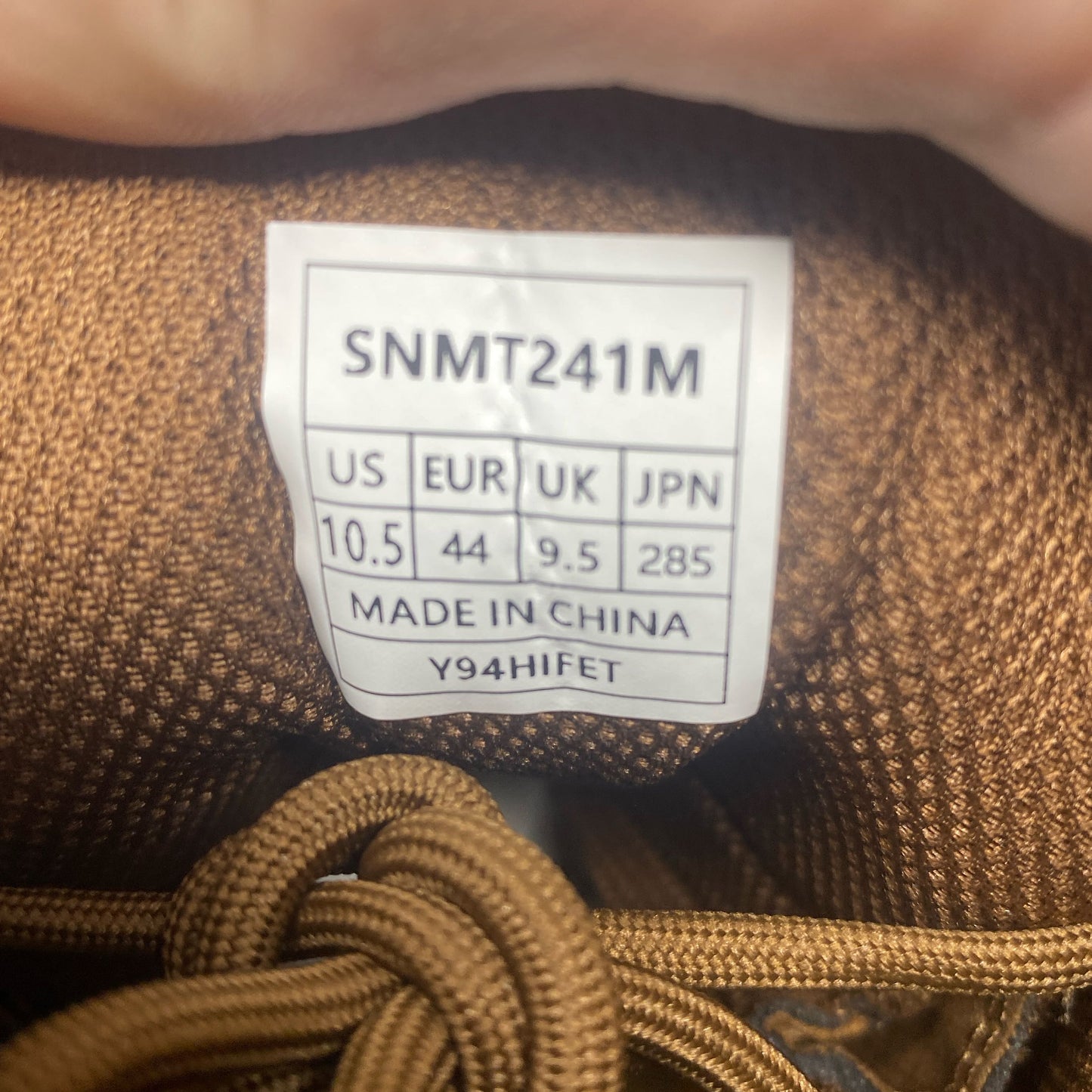 Serial #/Tag-UNT0322828EG