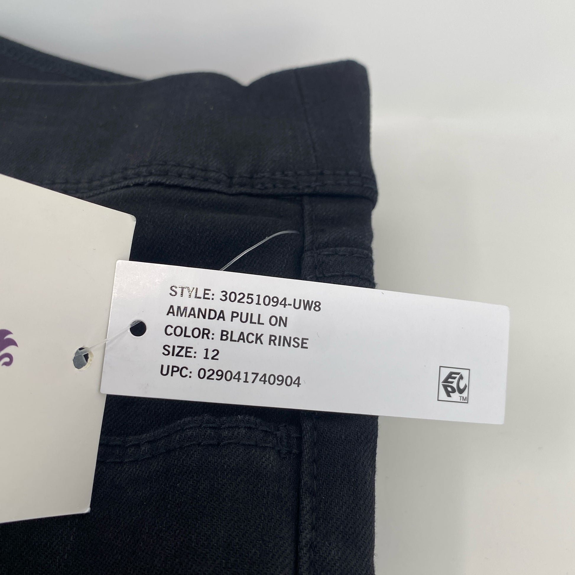 Serial #/Tag-UNT55828228W