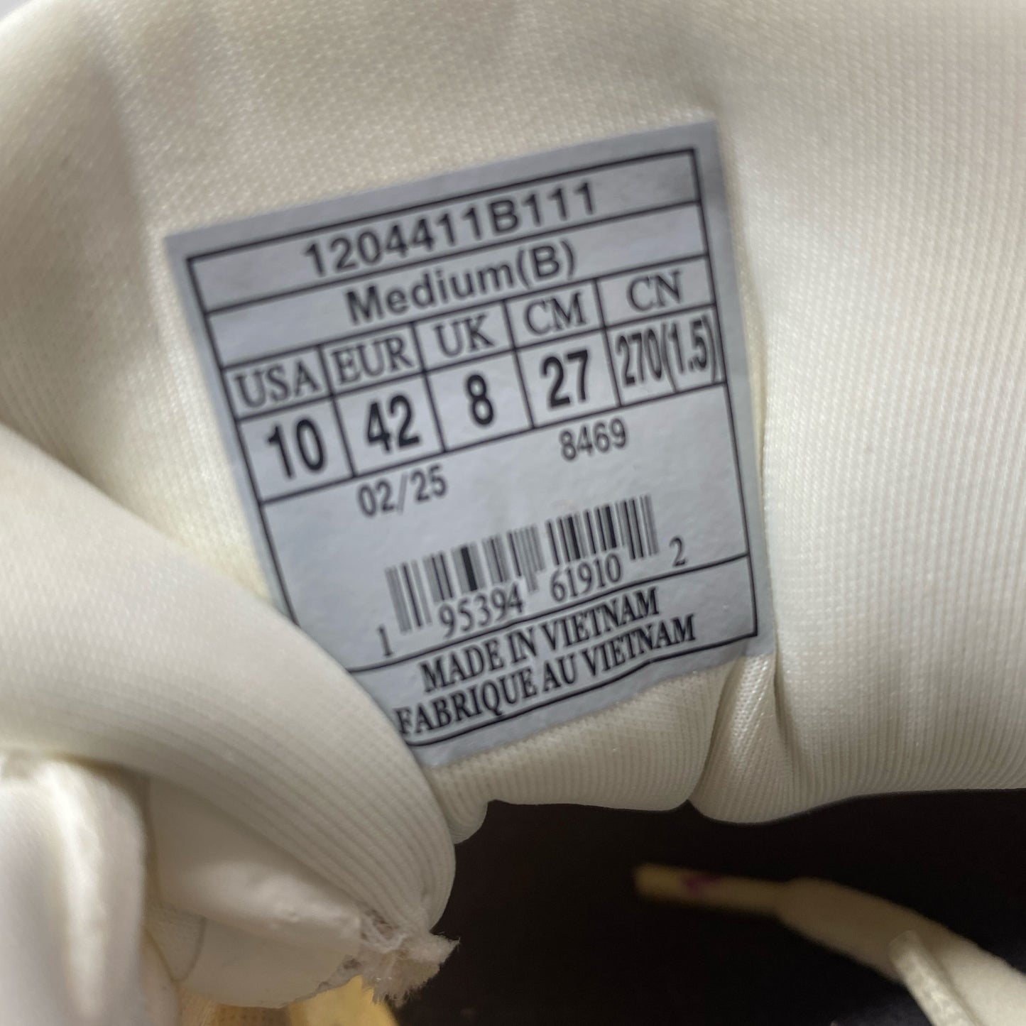 Serial #/Tag-UNT744760VJJ