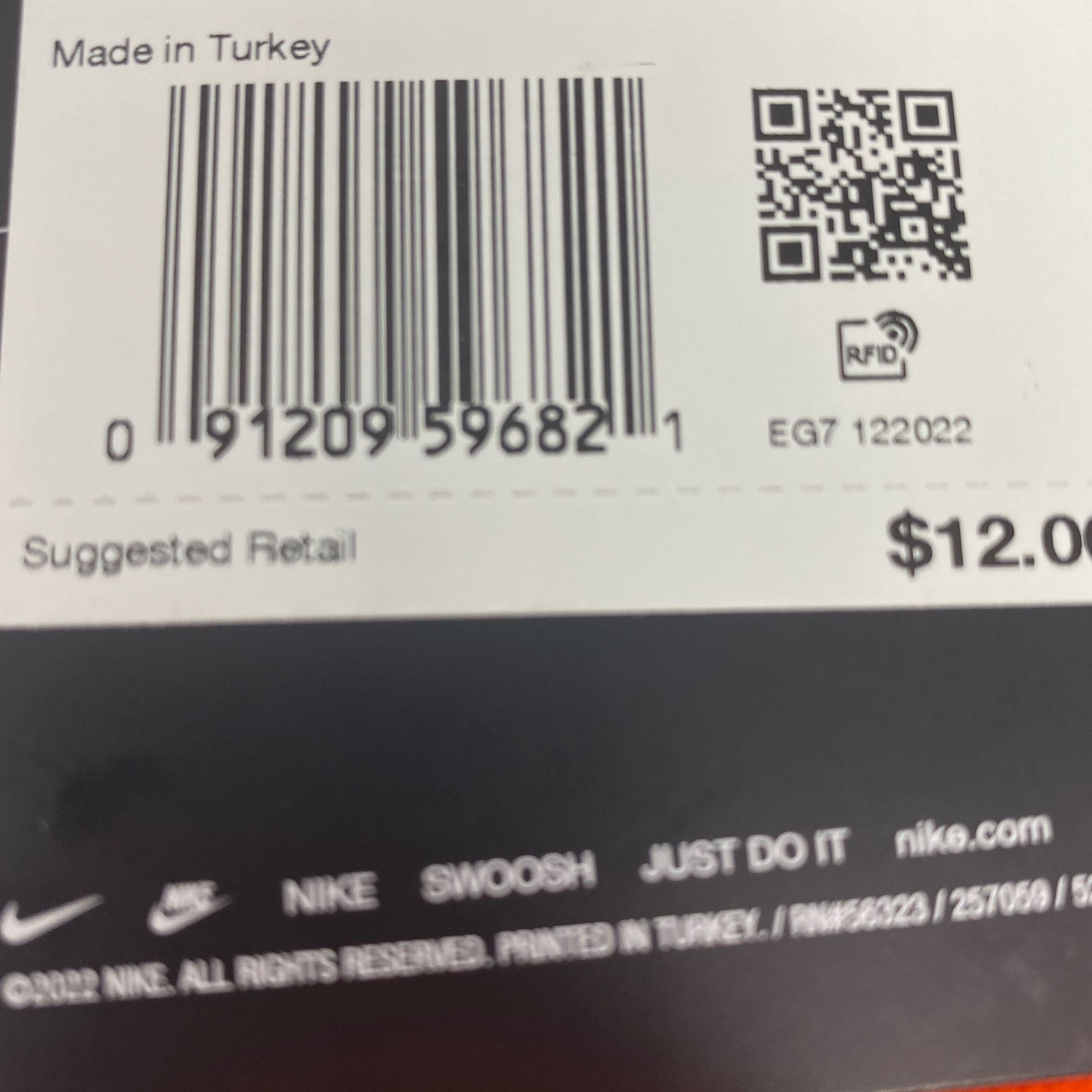Serial #/Tag-UNT242127QWT