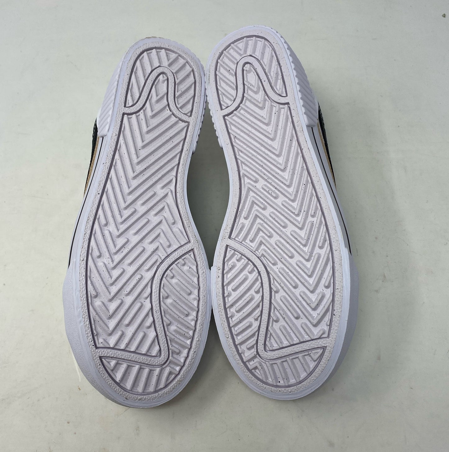 Bottom-UNT85587963Z2