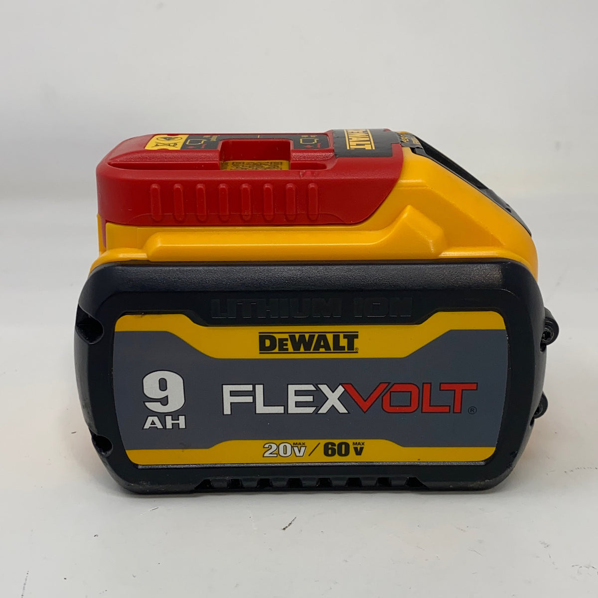 Front-UNT872477UJ0
