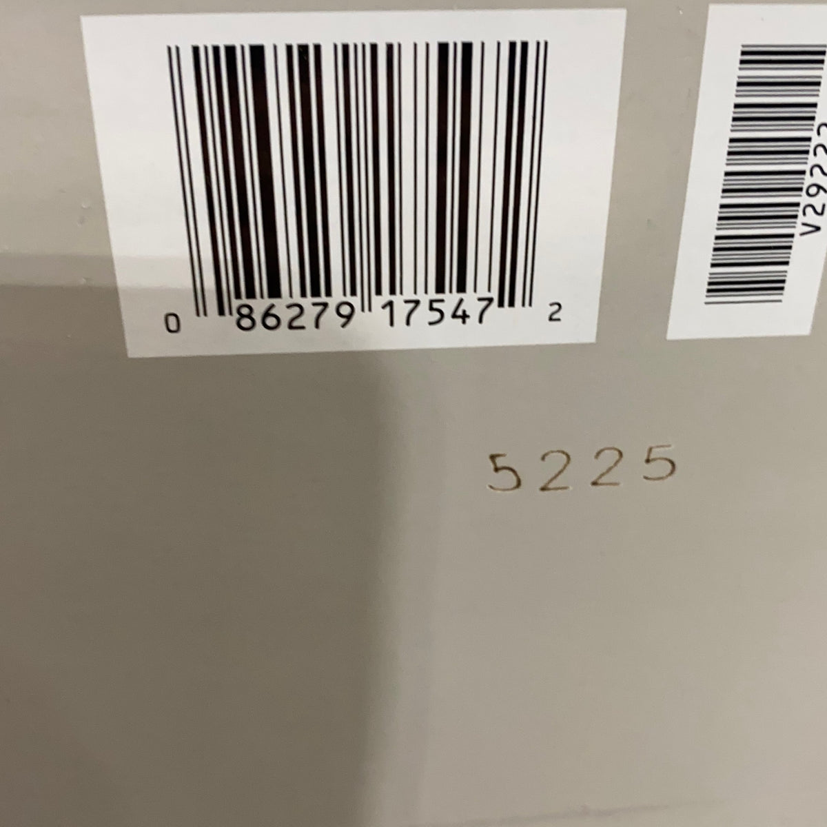 Serial #/Tag-UNT270128YX5