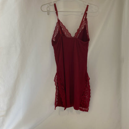 Back-UNT813911OU3