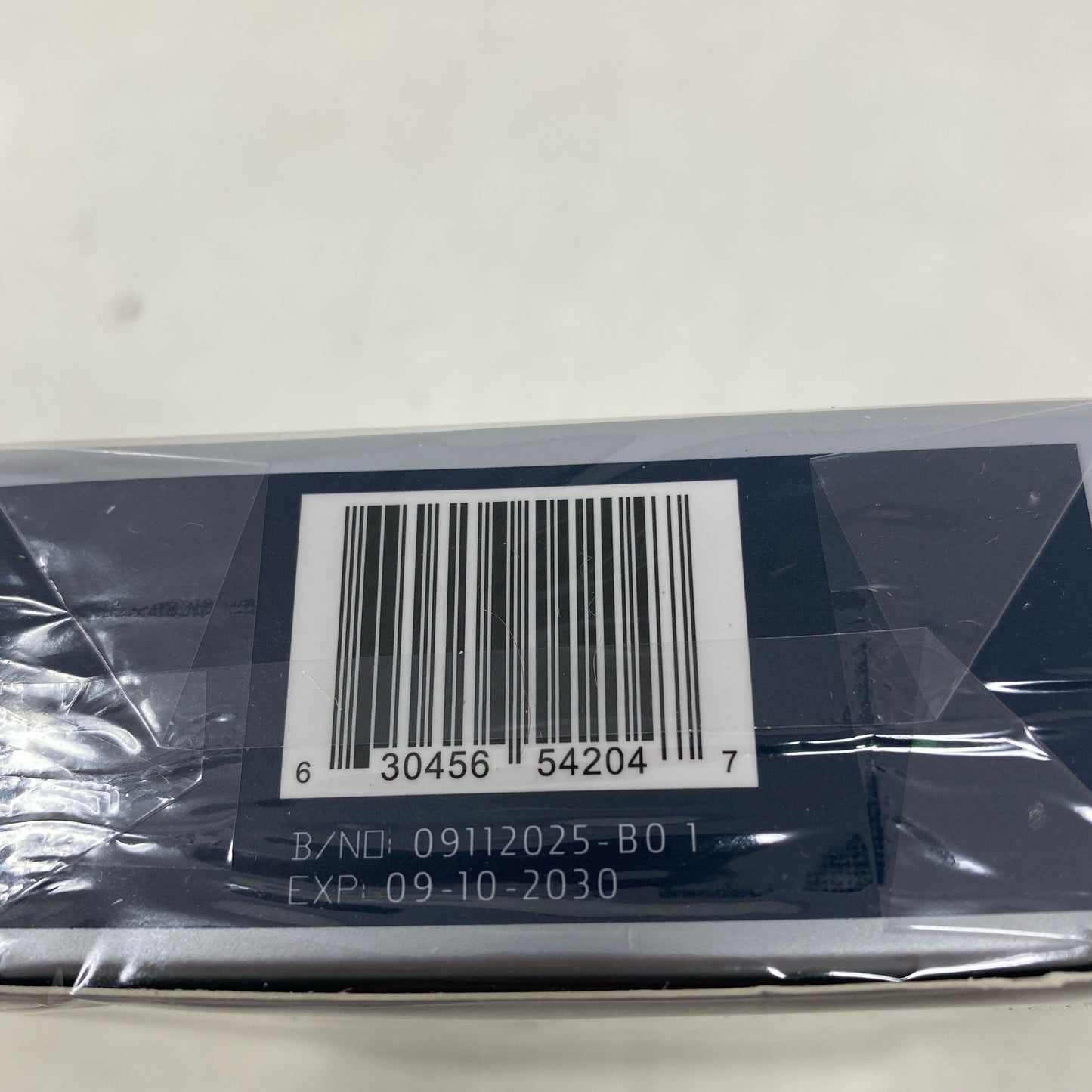Serial #/Tag-UNT680037V12