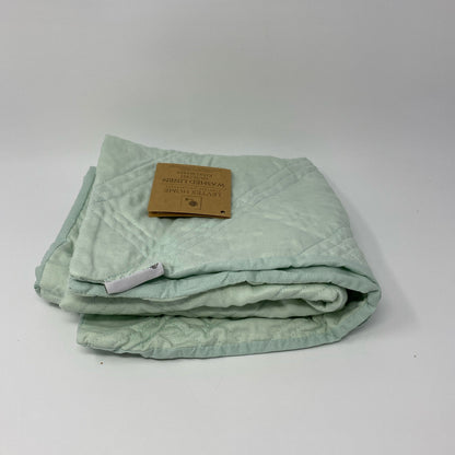 Back-UNT764672NKV0